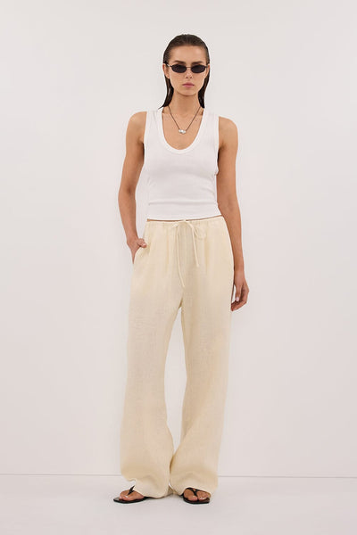 Stas wearing CARLA STRAW DRAWSTRING LINEN PANT
