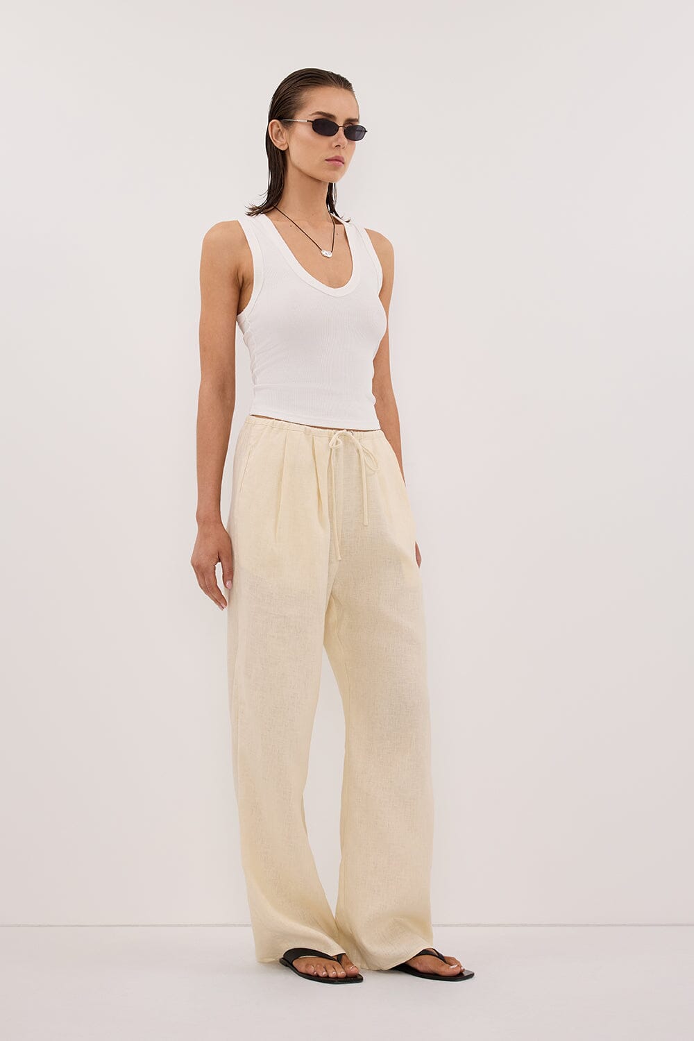 CARLA STRAW DRAWSTRING LINEN PANT Clothing DISSH Boutiques 