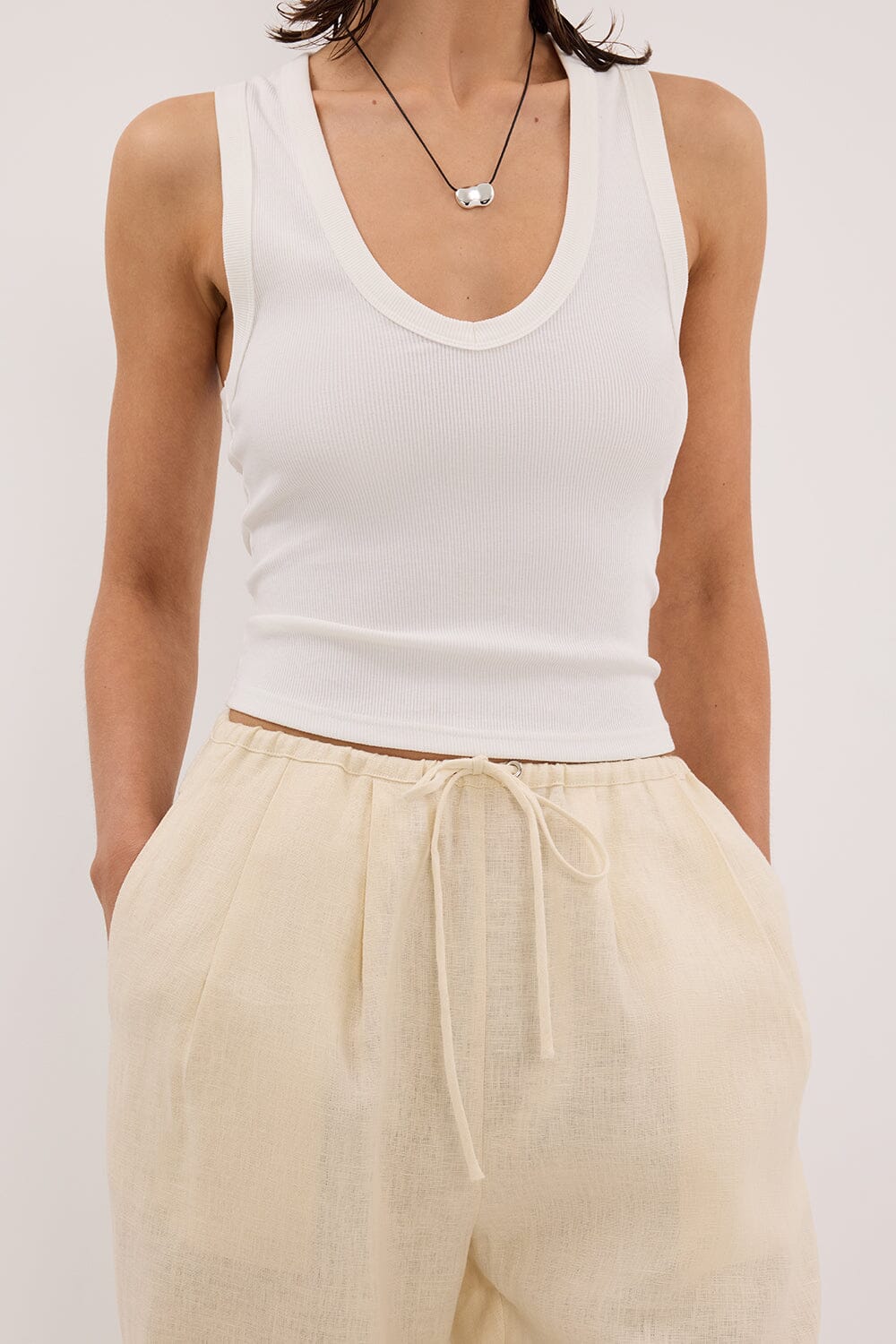 CARLA STRAW DRAWSTRING LINEN PANT Clothing DISSH Boutiques 