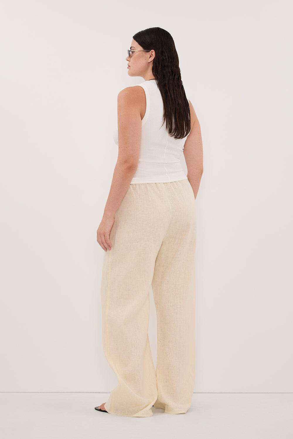 CARLA STRAW DRAWSTRING LINEN PANT Clothing DISSH Boutiques 