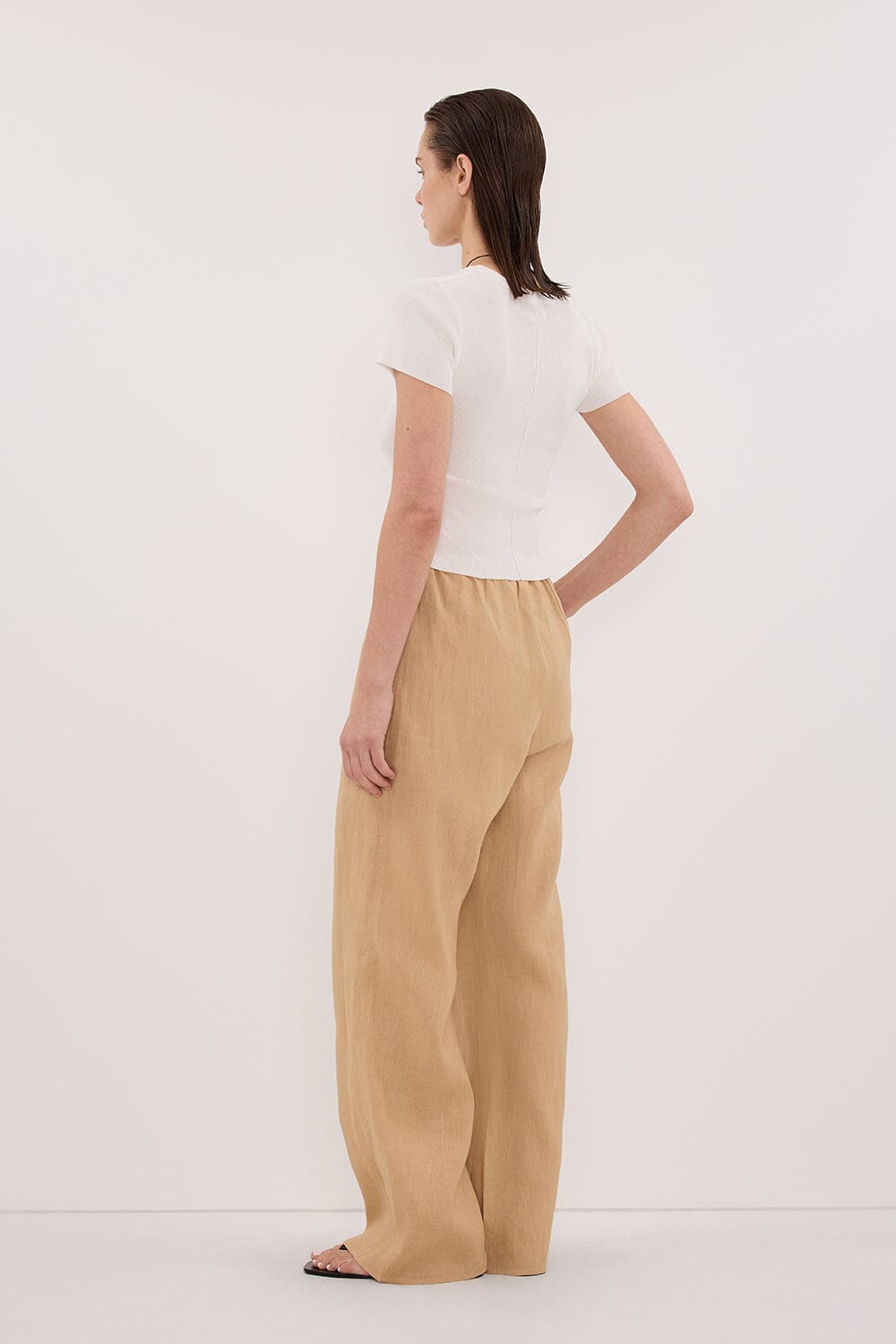 LUNE TAN LINEN PANT Clothing DISSH Boutiques 