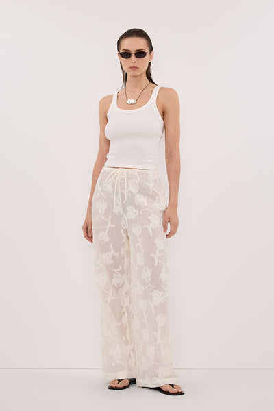 Stas wearing AZALEA OFF WHITE JACQUARD PANT
