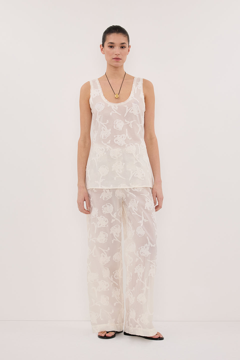 AZALEA OFF WHITE PANT Clothing DISSH Boutiques 6 OFF WHITE 