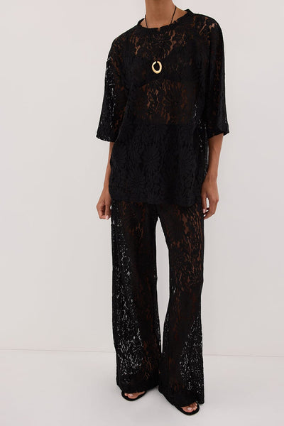 Kristen wearing WILMA BLACK LACE PANT
