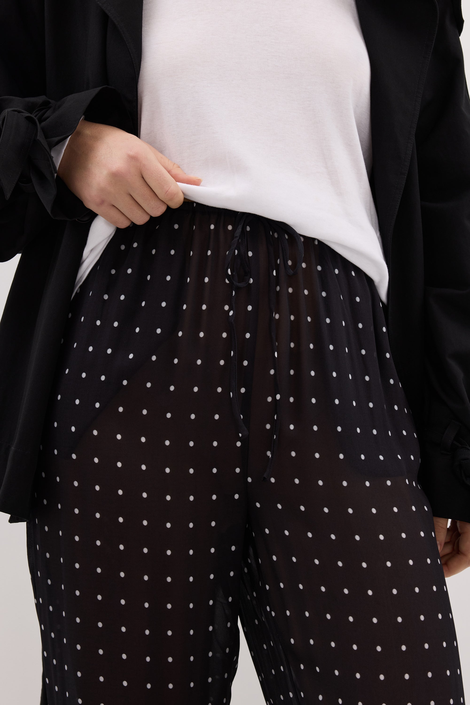 VANESSA BLACK SPOT PANT