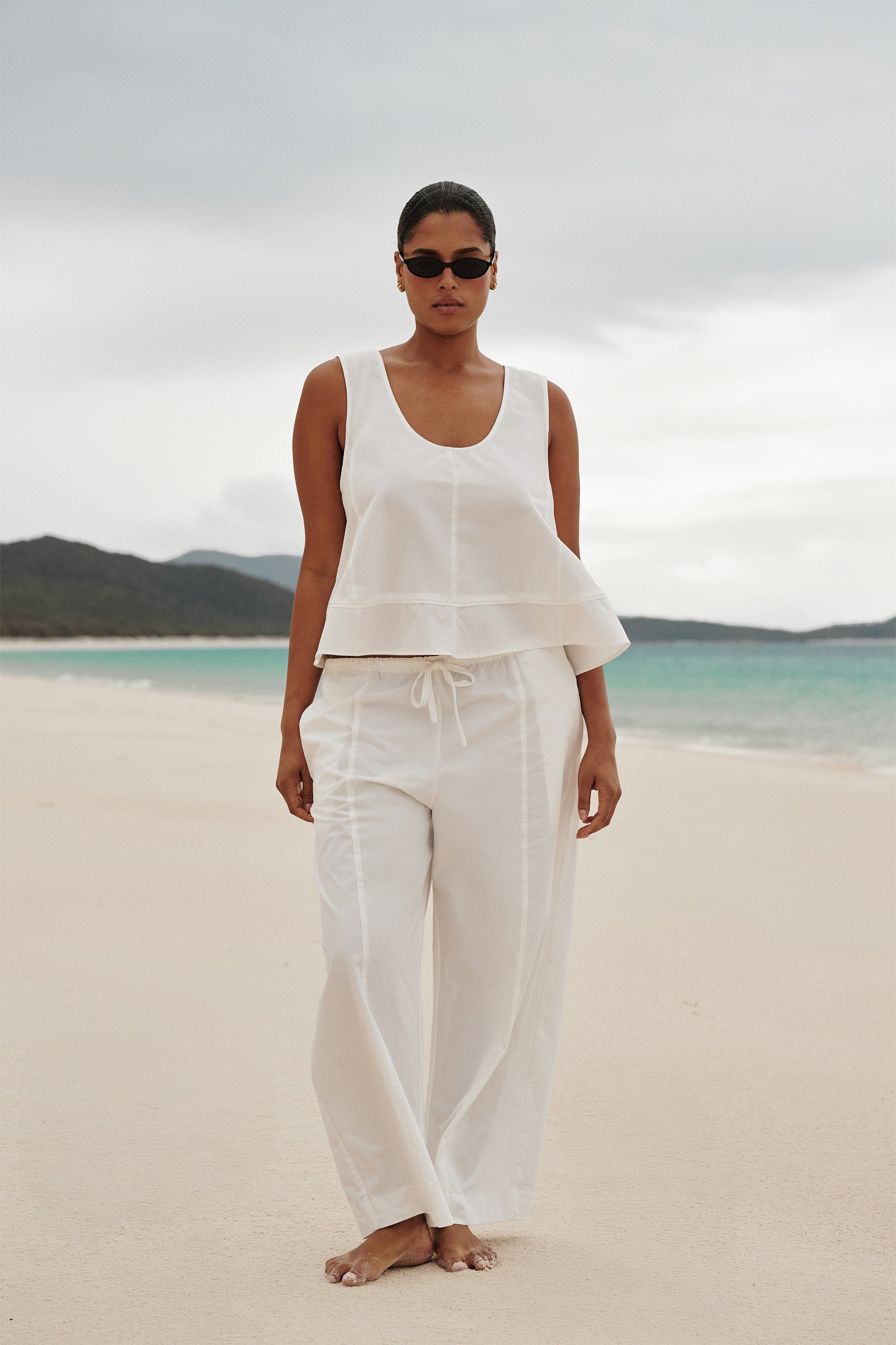 SCOUT WHITE COTTON BARREL LEG PANT