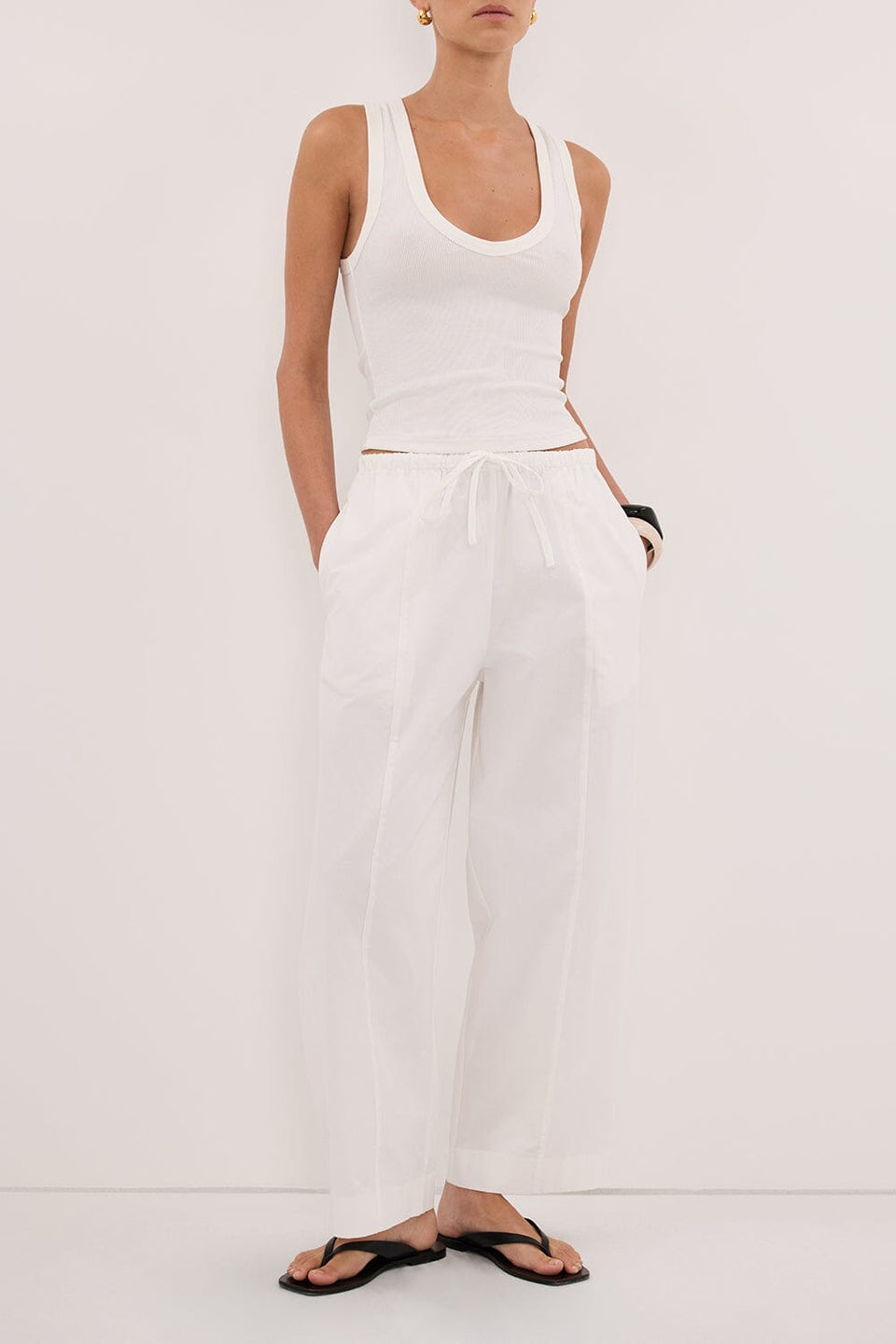 SCOUT WHITE COTTON BARREL LEG PANT