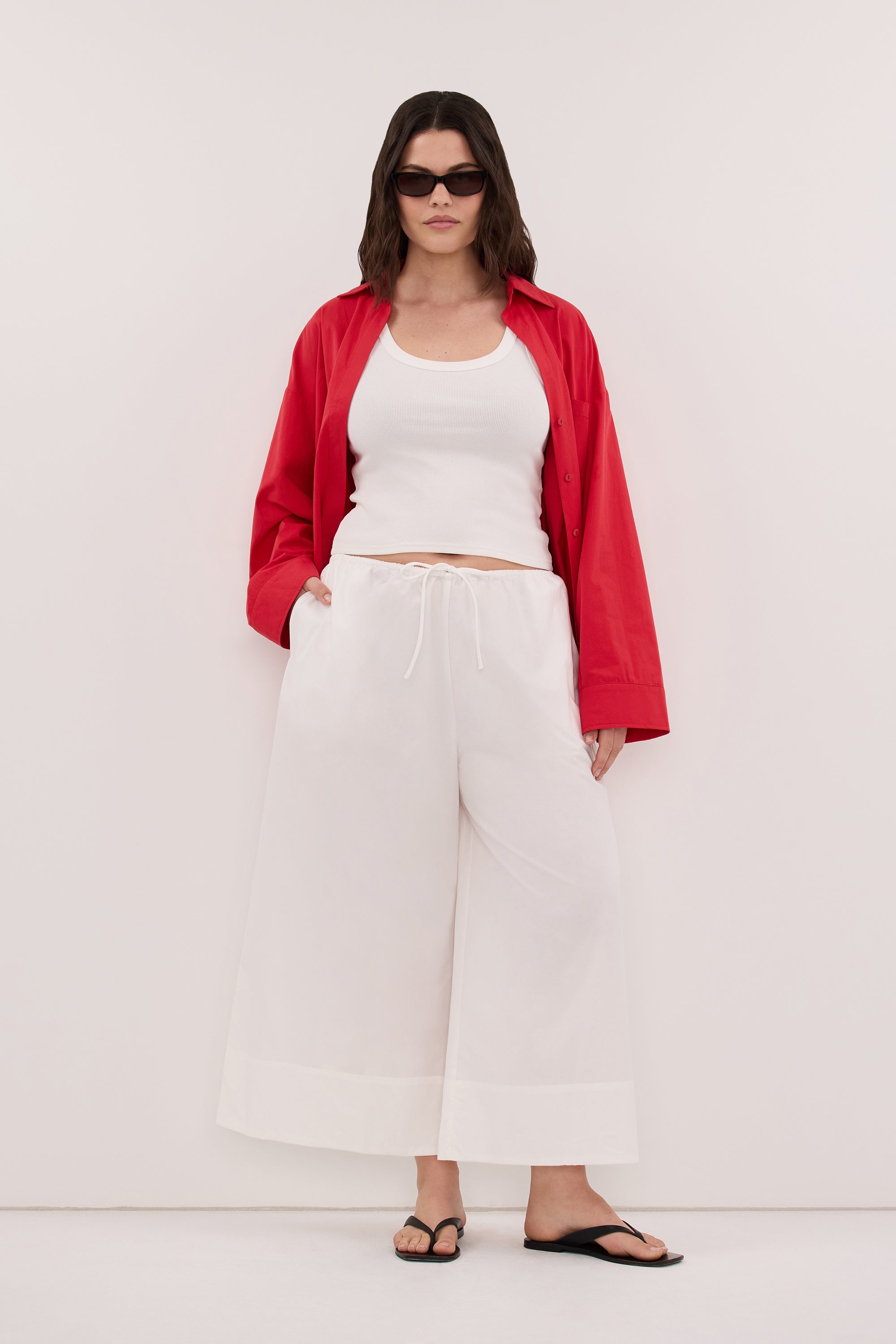 OLIVRA WHITE COTTON CROPPED PANT