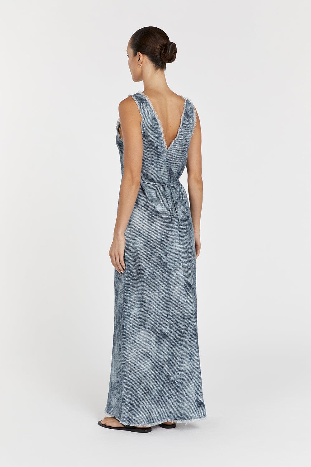 LEON LINEN V NECK SLIP DRESS Clothing DISSH Boutiques 