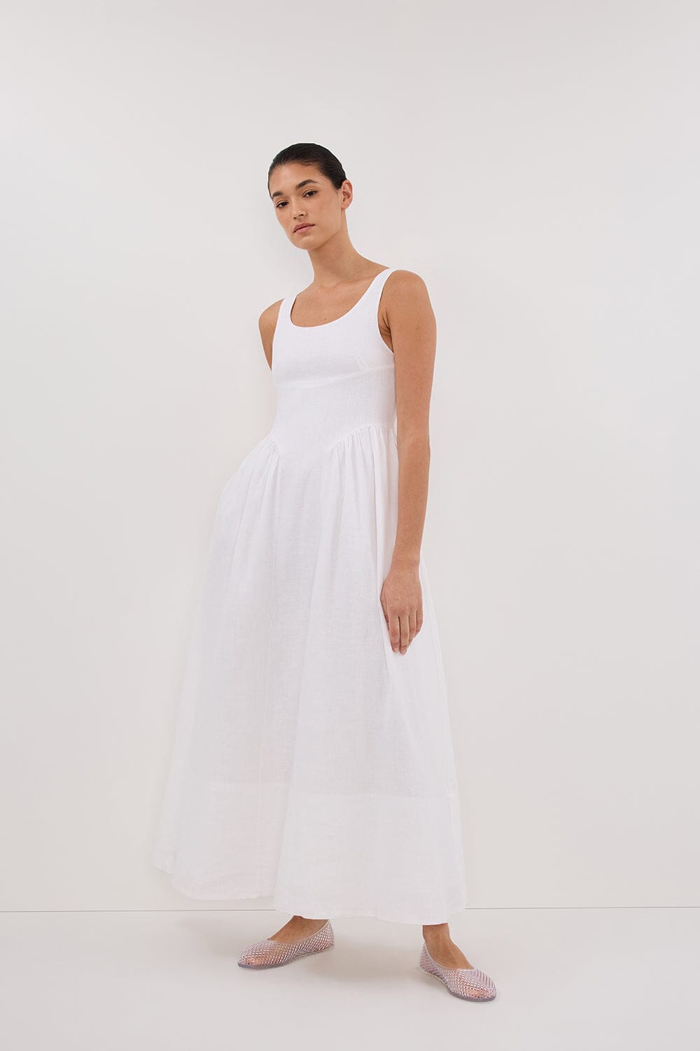 IBIZA WHITE LINEN DRESS Clothing DISSH Boutiques 