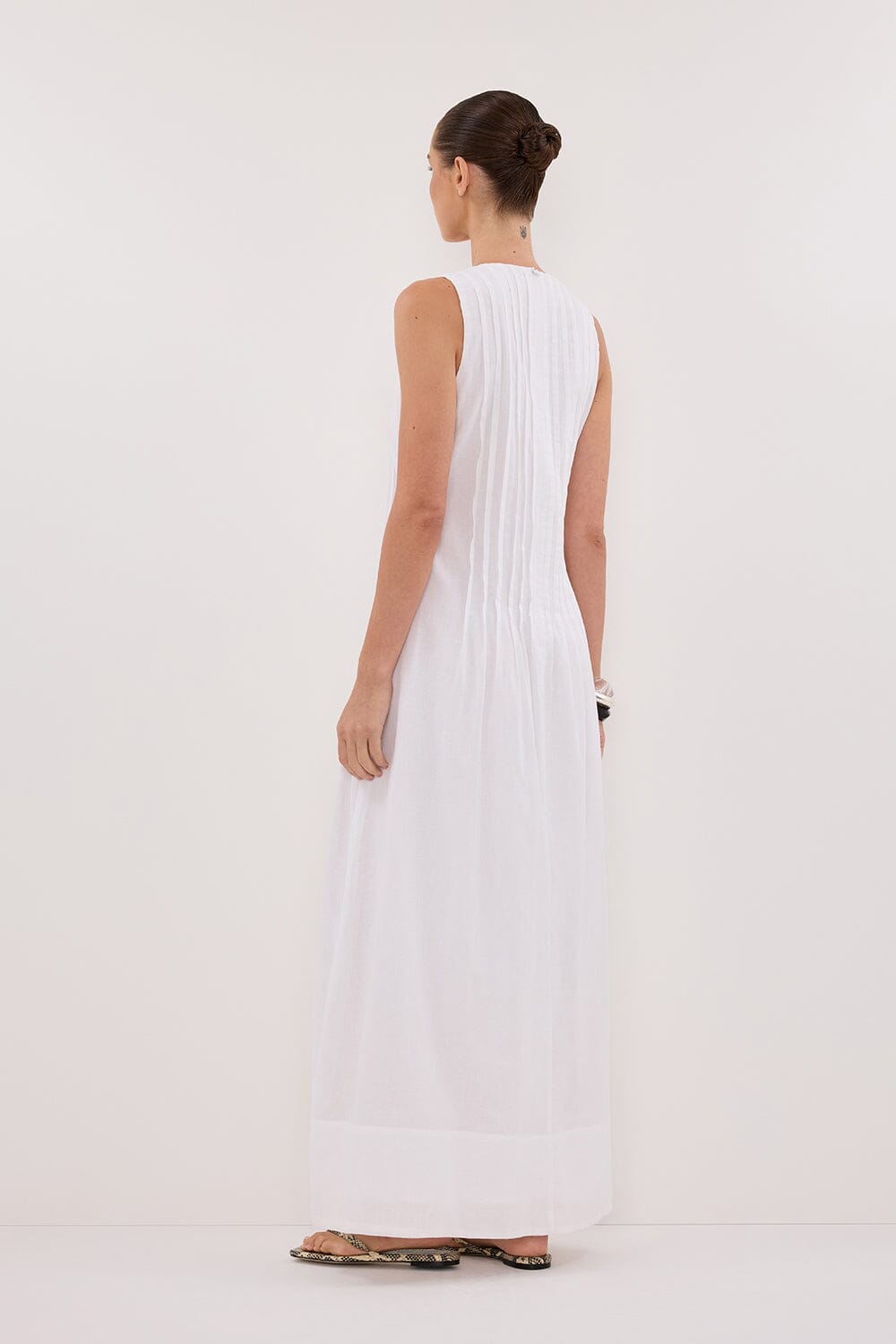 MILO WHITE LINEN BLEND MIDI DRESS Clothing DISSH Boutiques 