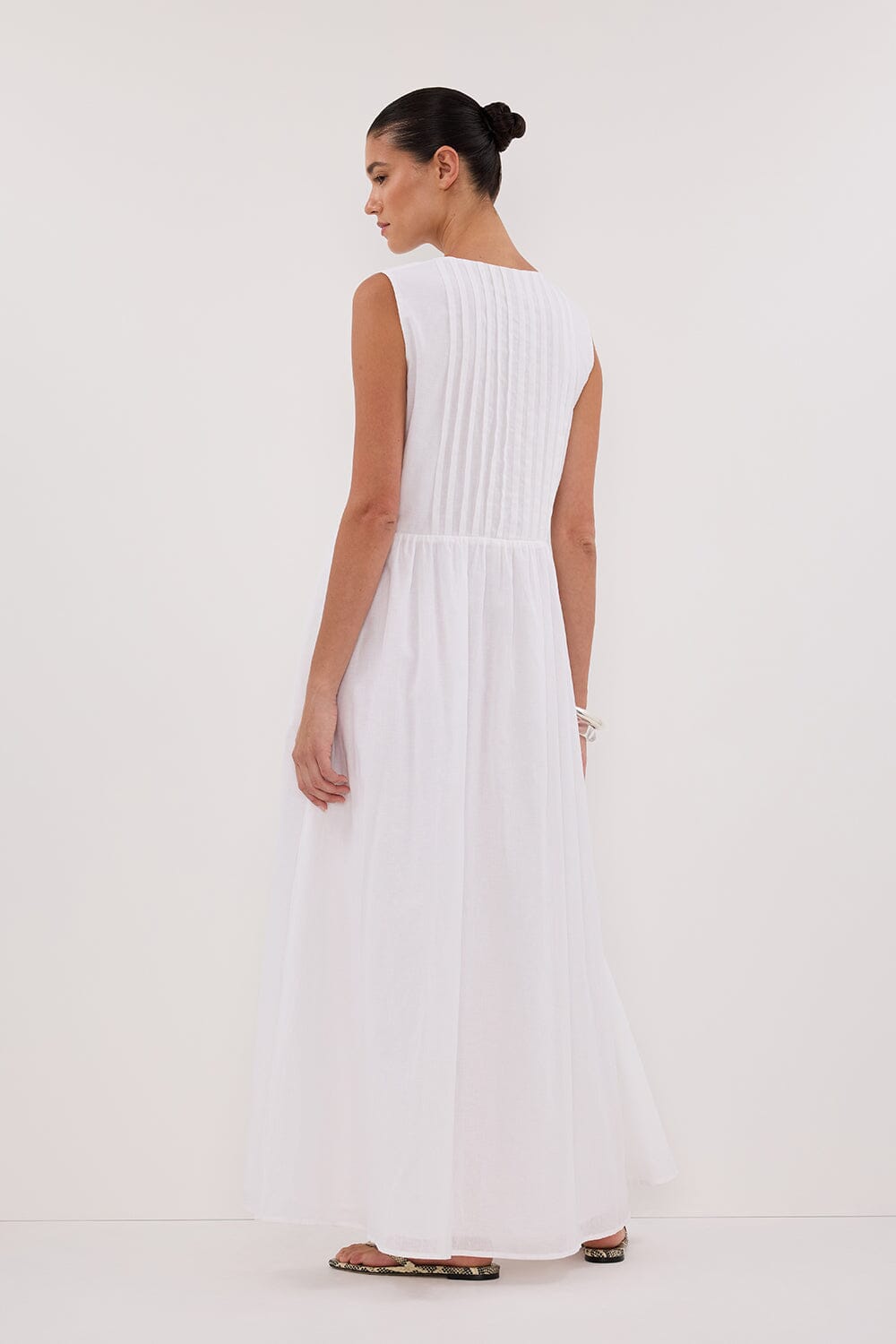 LARS WHITE PINTUCK LINEN MIDI DRESS Clothing DISSH Boutiques 