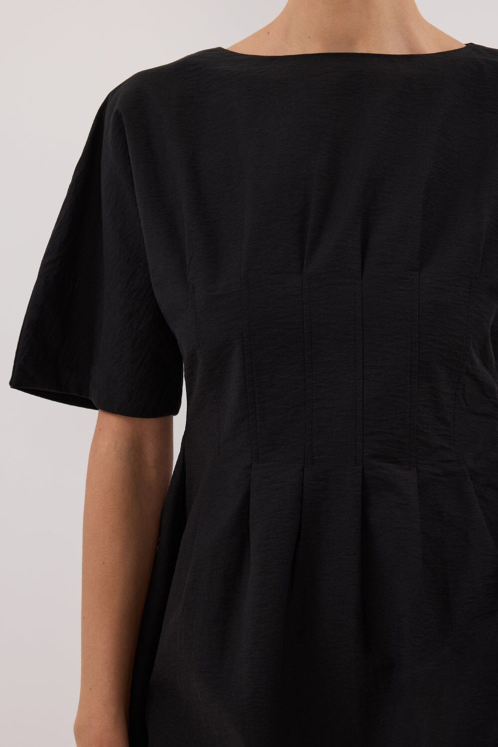 DAPHNE BLACK SLEEVED MINI DRESS Clothing DISSH Boutiques 