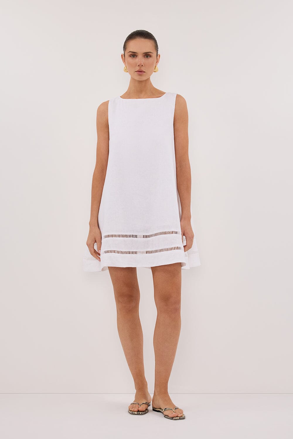 LINDSAY WHITE LINEN MINI DRESS Clothing DISSH Boutiques 