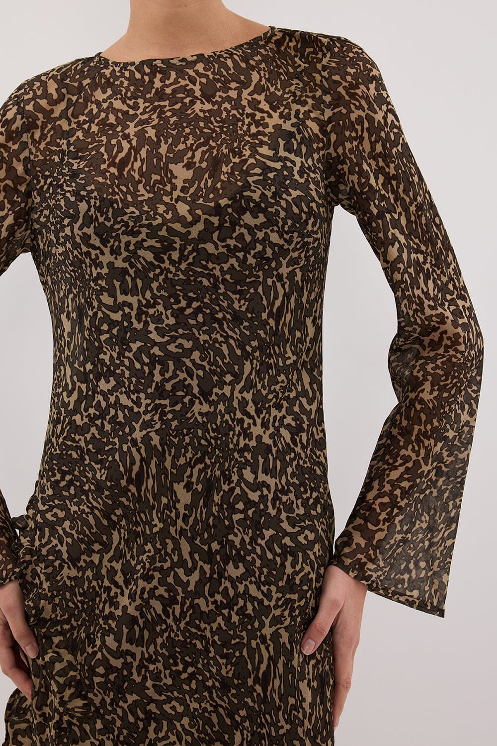 MARVILLA CHOC SLEEVED MIDI DRESS - PRE ORDER Clothing DISSH Boutiques 