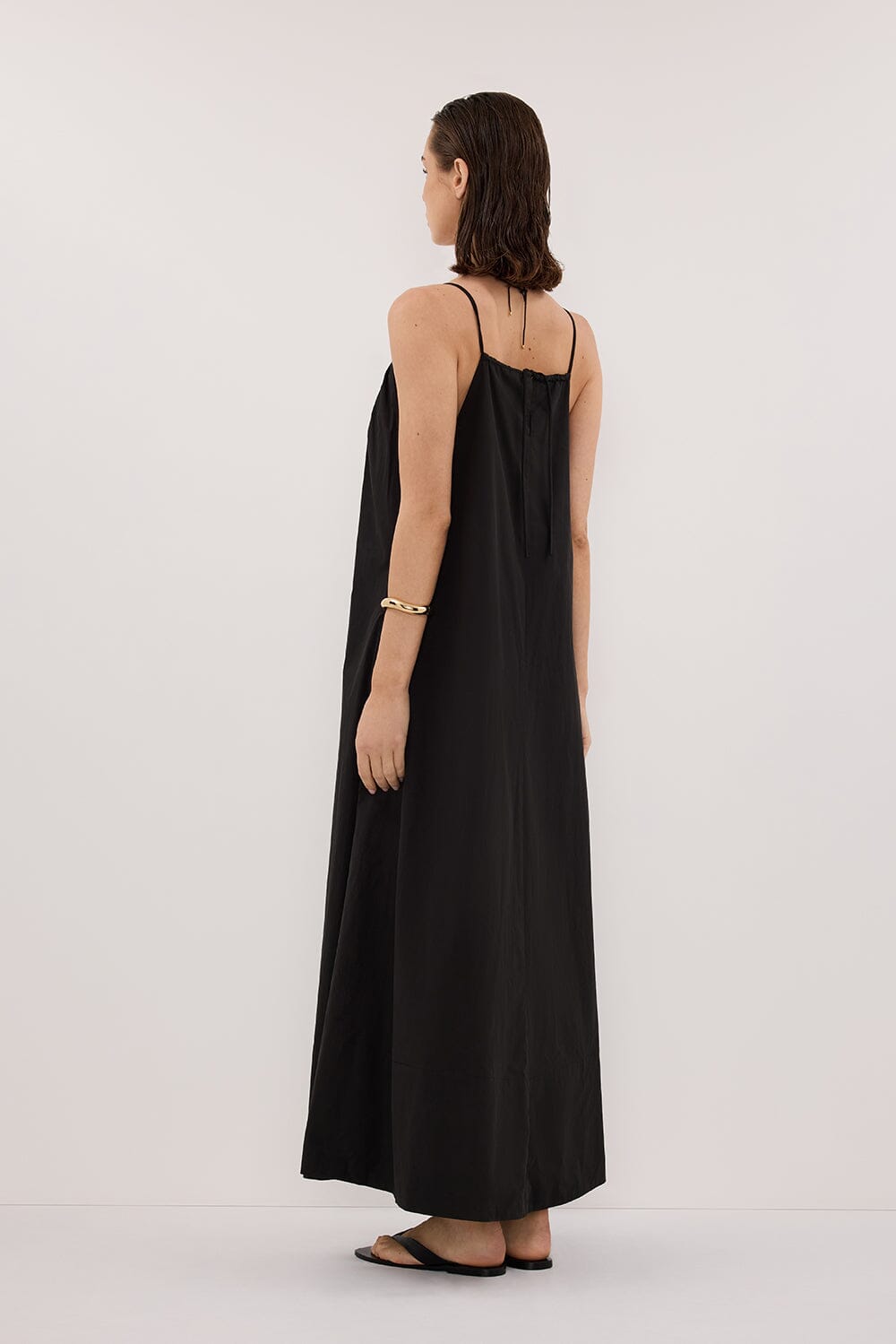 LIANA BLACK SLEEVELESS POPLIN TENT MIDI DRESS Clothing DISSH Boutiques 