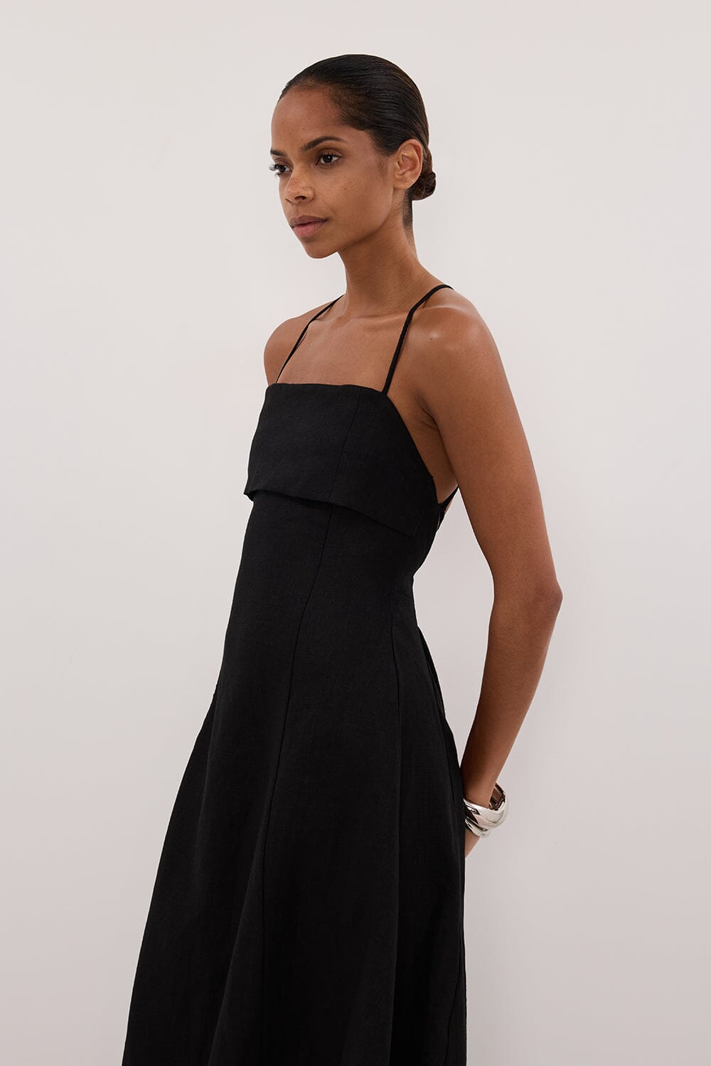 DANIELLA BLACK LINEN TIE BACK MIDI DRESS