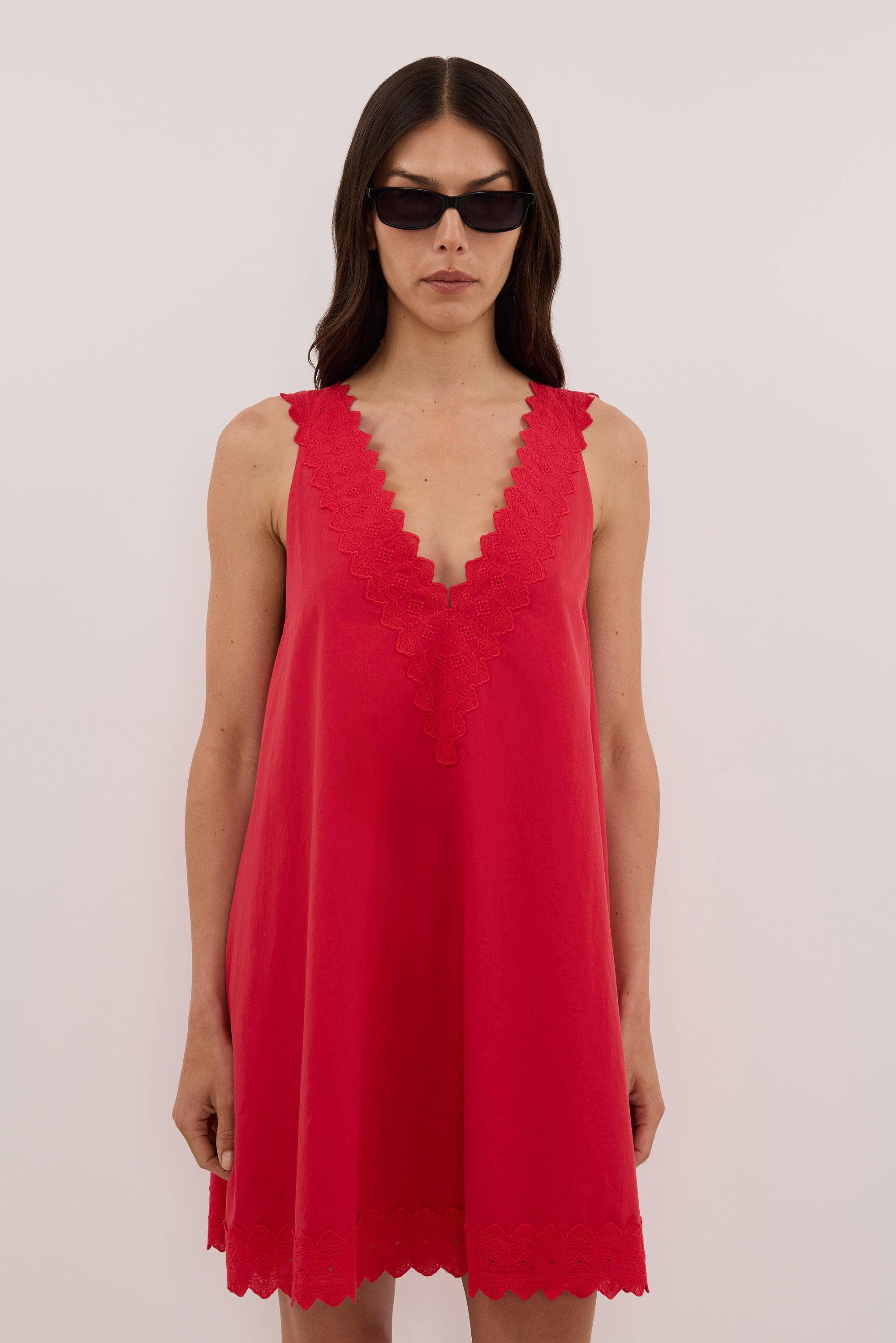 ANNABEL RED SLEEVELESS V NECK MINI DRESS