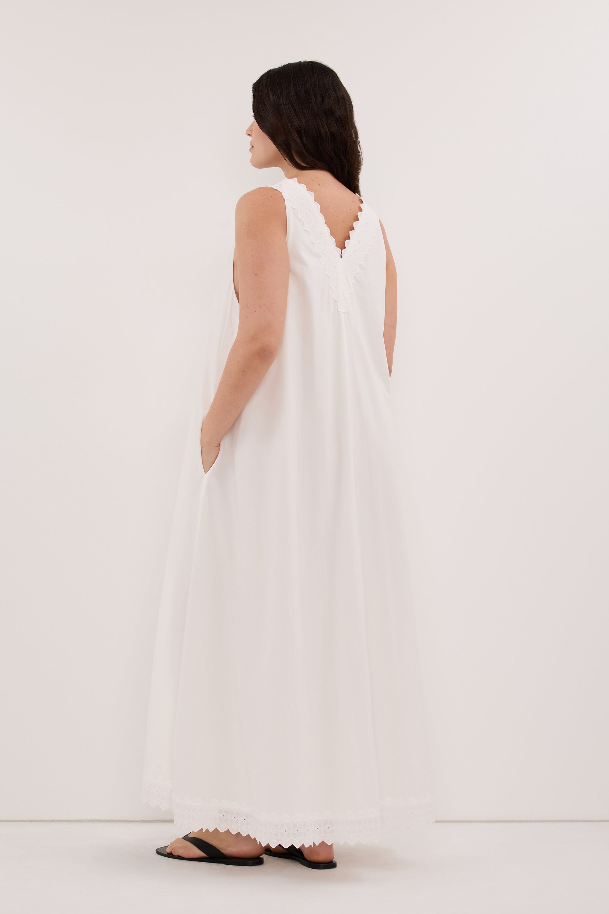 ANNABEL WHITE SLEEVELESS V NECK MIDI DRESS