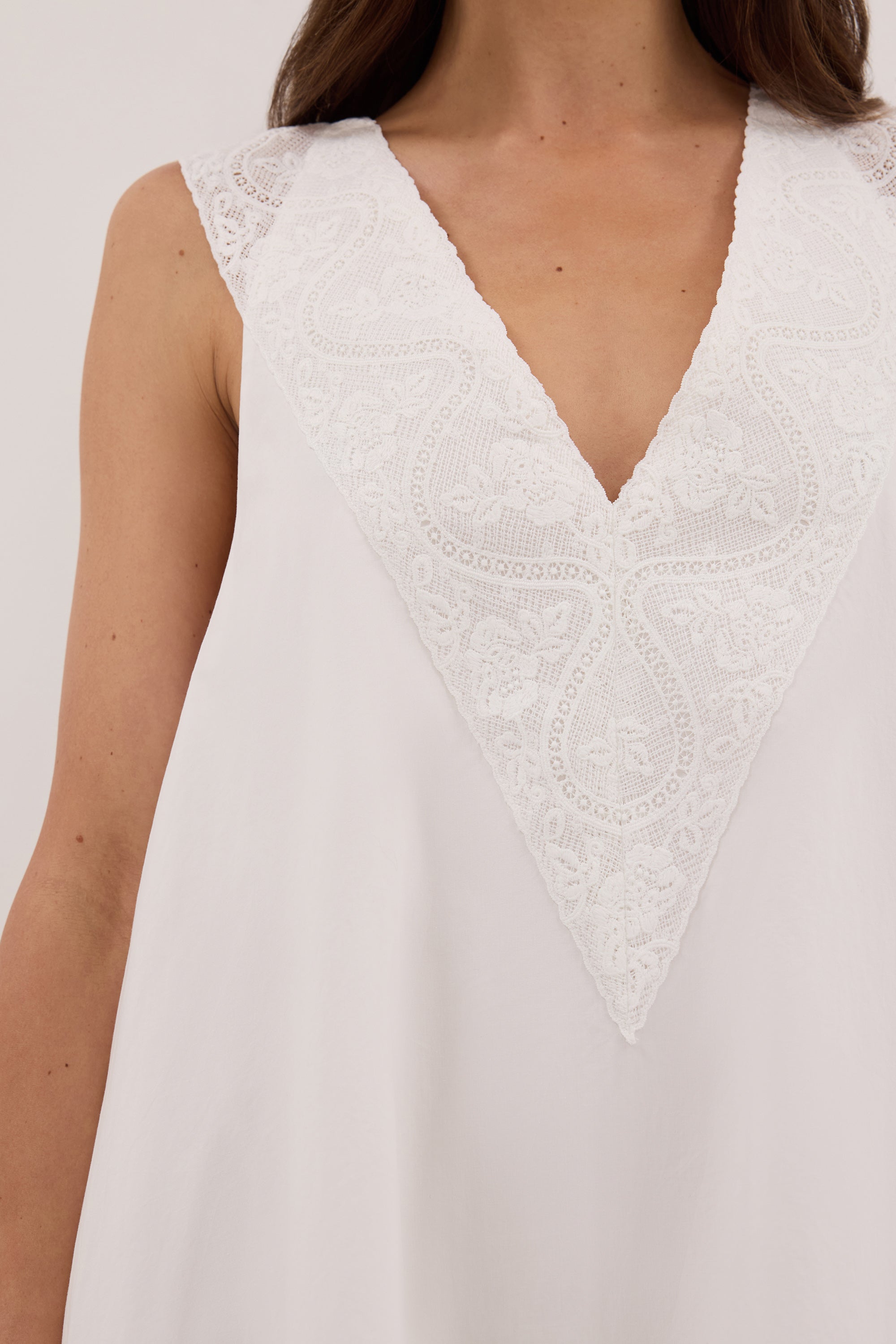 AMOUR WHITE LACE TRIM MINI DRESS