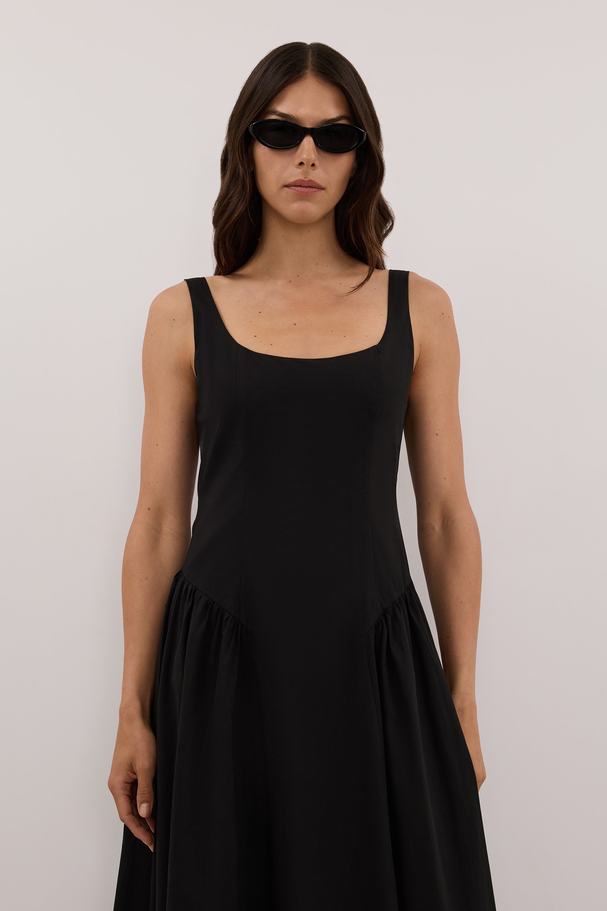 ELORIN BLACK COTTON MIDI DRESS