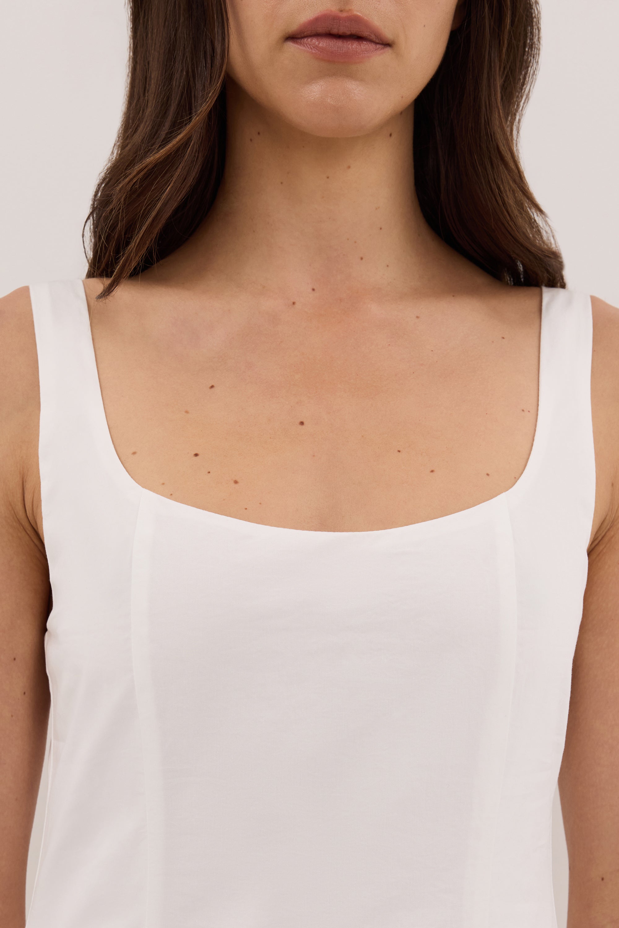 ELORIN WHITE COTTON MIDI DRESS