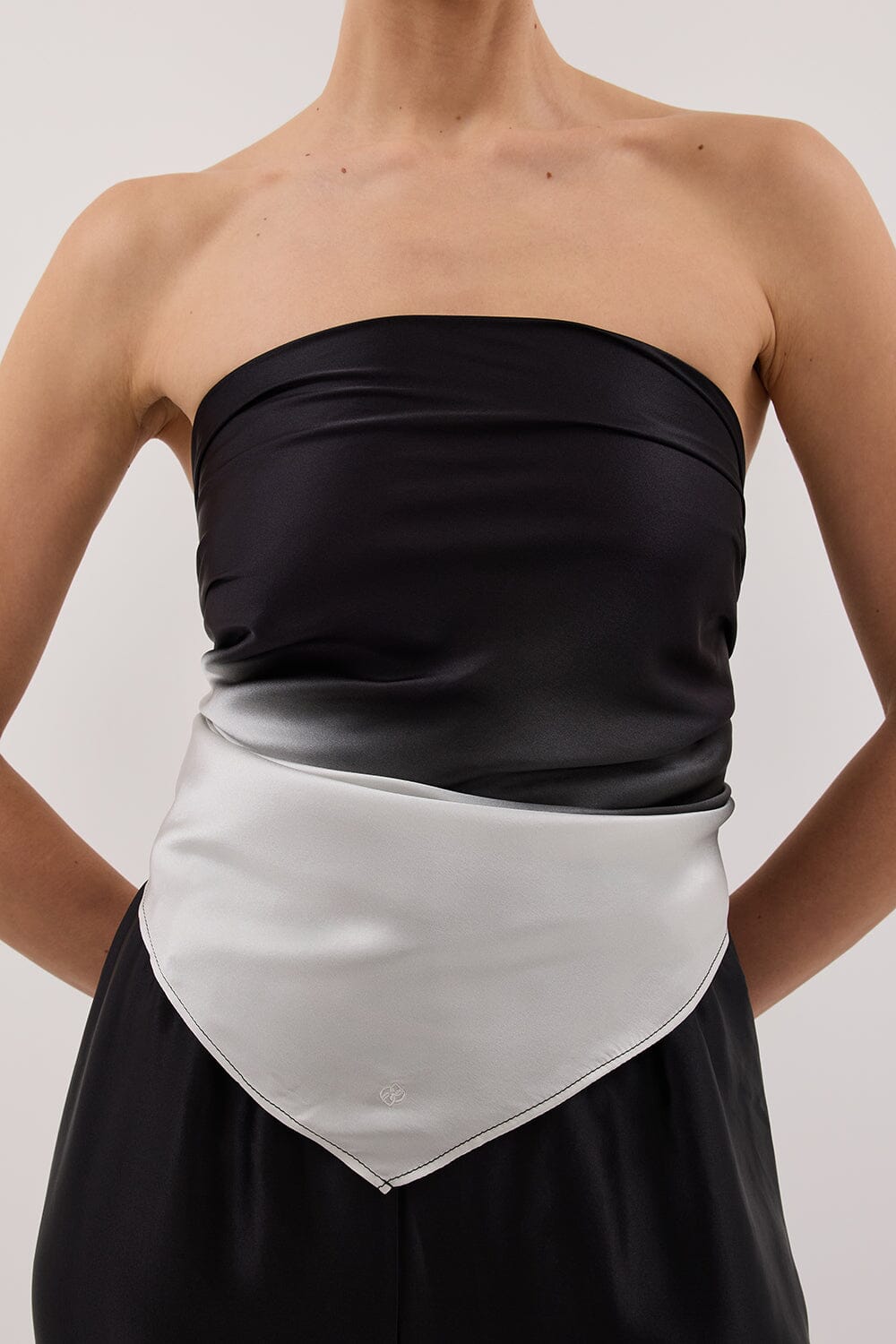 HUXLEY OMBRE SILK SCARF TOP Clothing DISSH Boutiques 