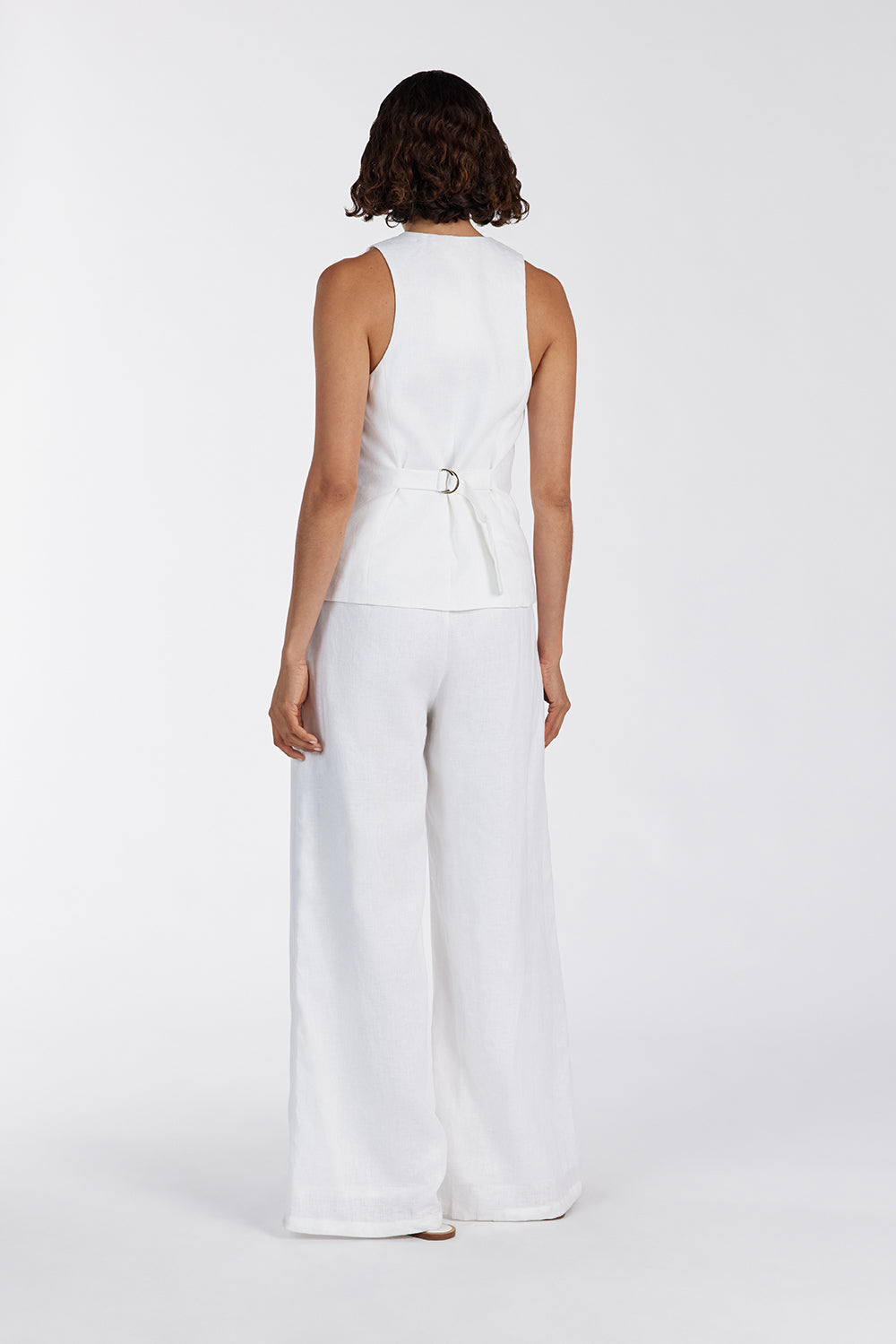 ALONDRA WHITE LINEN VEST Clothing DISSH Boutiques 