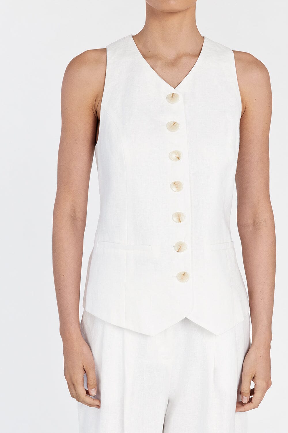 ALONDRA WHITE LINEN VEST Clothing DISSH Boutiques 