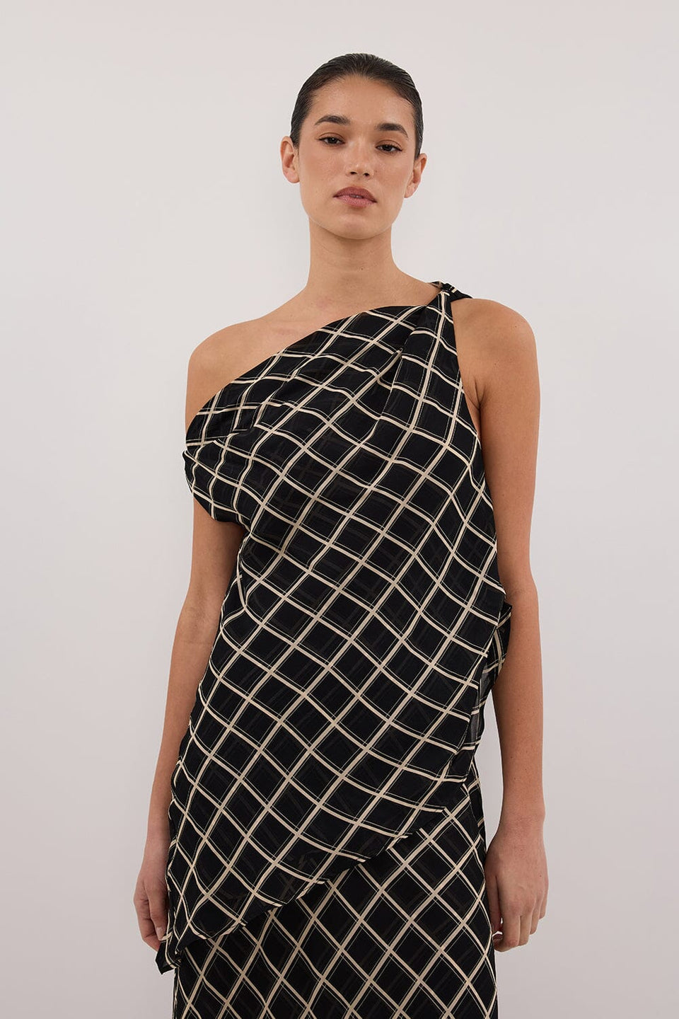 ARLINGTON BLACK TWIST TOP Clothing DISSH Boutiques 