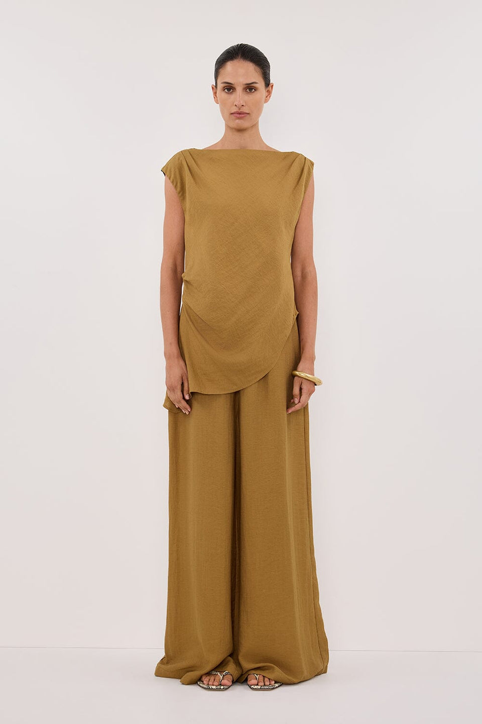 SHYLA FERN ASYMMETRICAL TOP Clothing DISSH Boutiques 6 FERN 