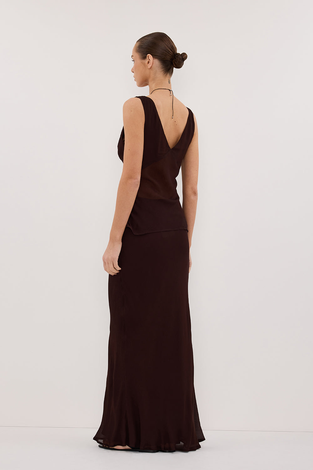 JORJA DARK CHOC SLEEVELESS V NECK TOP Clothing DISSH Boutiques 