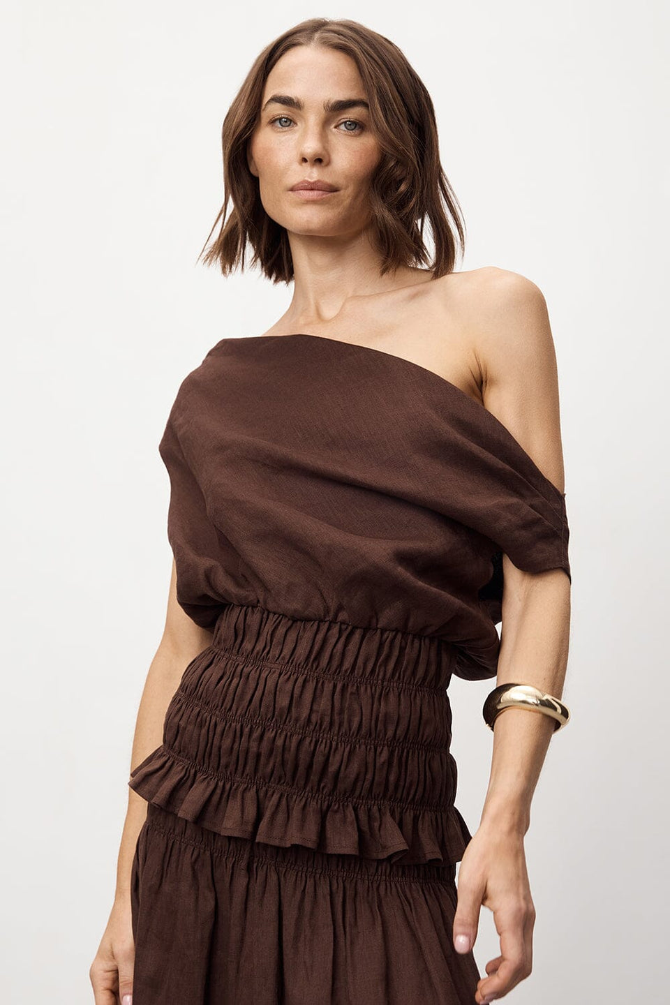 MAIA COCOA SLEEVELESS LINEN SHIRRED TOP Clothing DISSH Boutiques 6 COCOA 