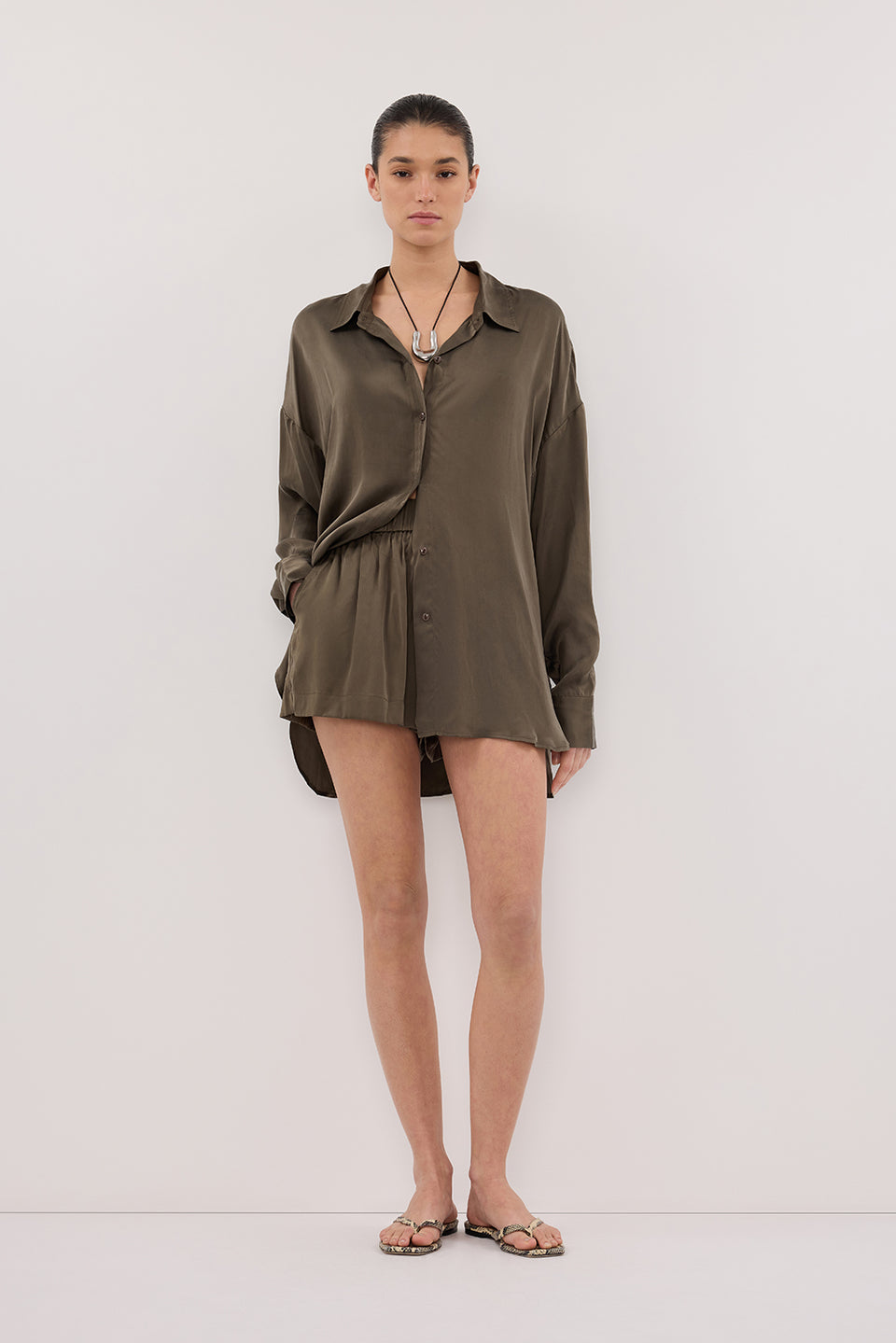 ISLA OLIVE SILK SHORT Clothing DISSH Boutiques 12 OLIVE 