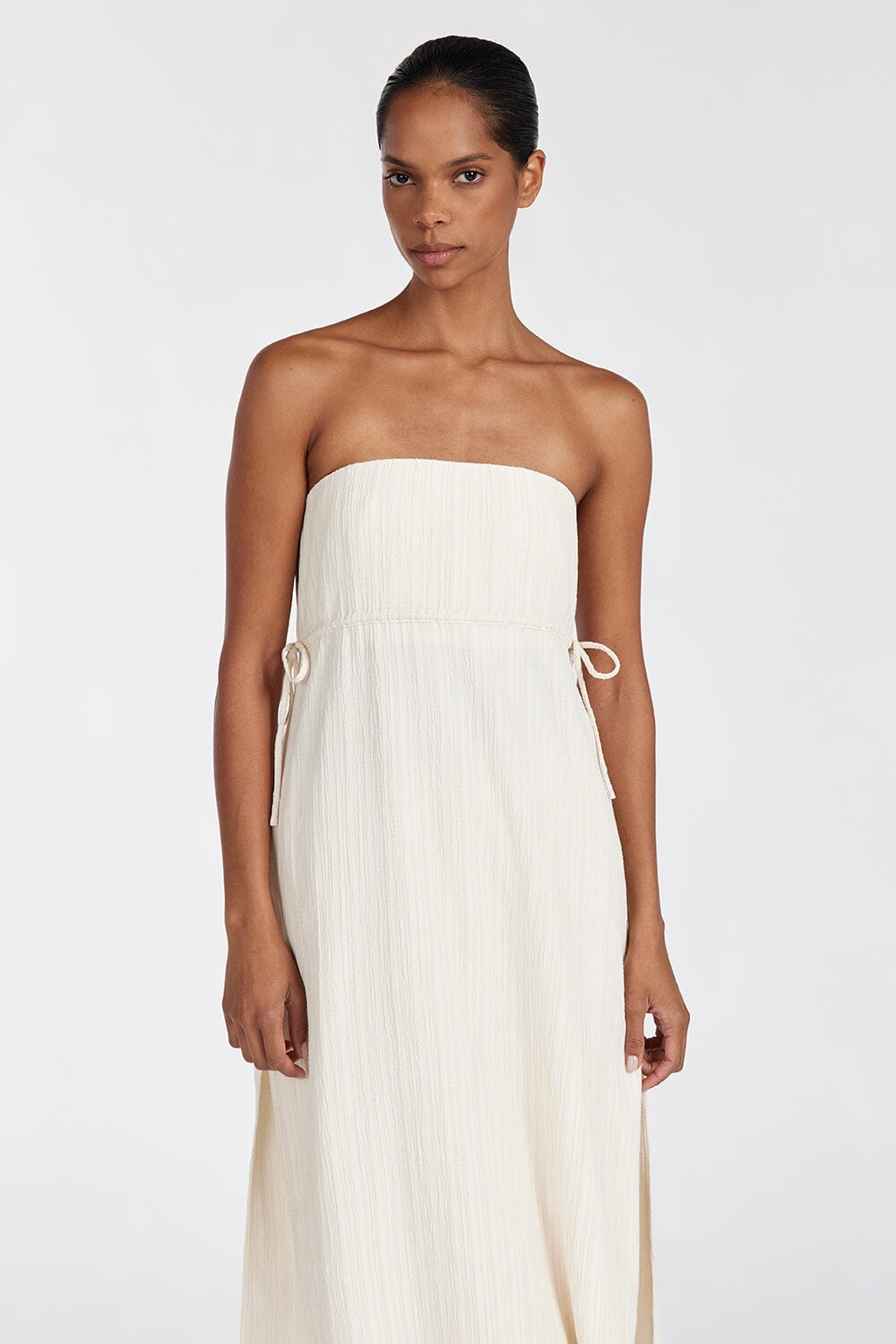 LOZ CREAM TUNIC TOP Clothing DISSH Boutiques 
