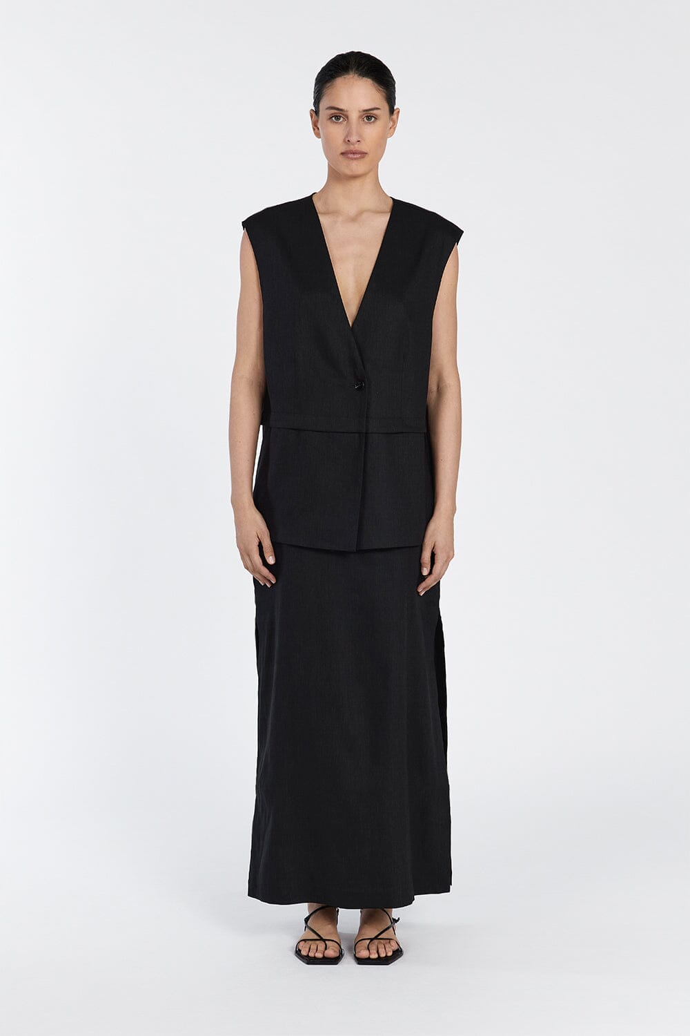 TAYLOR BLACK VEST Clothing DISSH Boutiques 