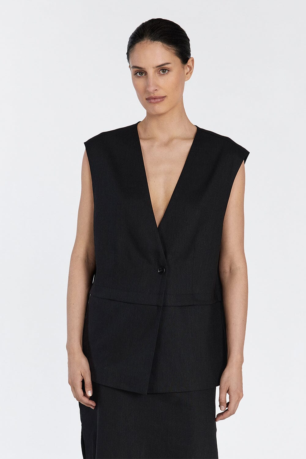 TAYLOR BLACK VEST Clothing DISSH Boutiques 