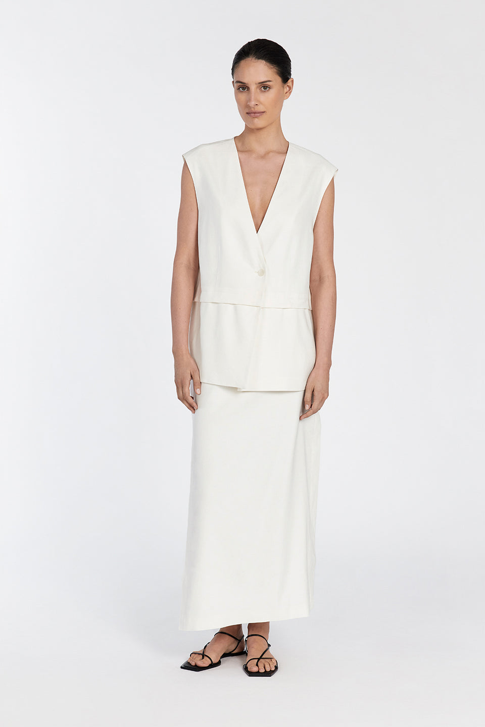 TAYLOR OFF WHITE VEST Clothing DISSH Boutiques 