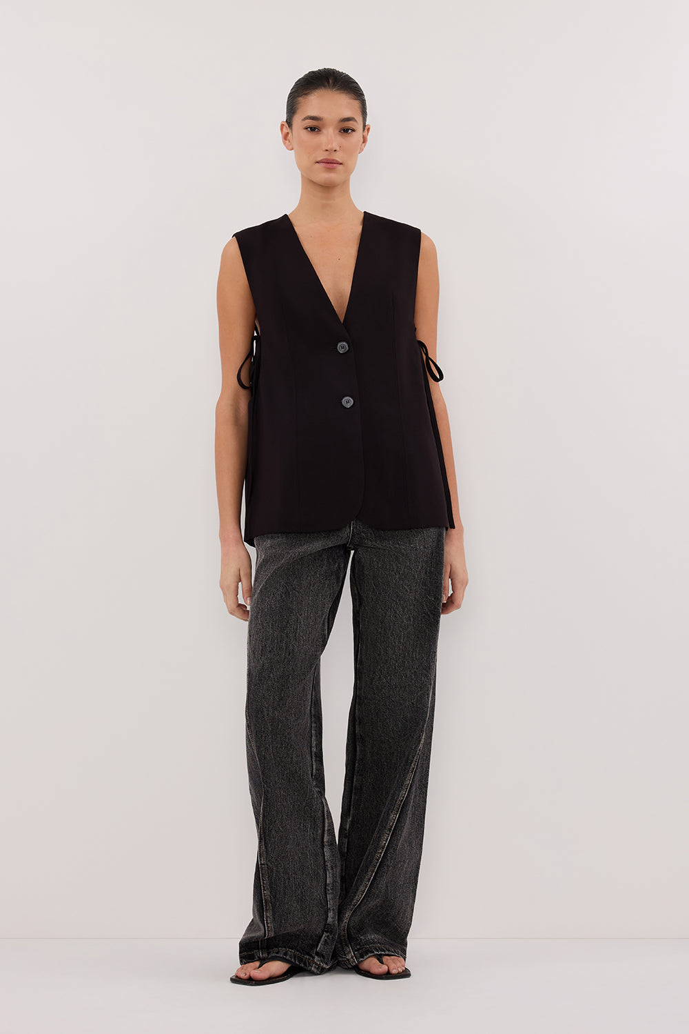 LISE BLACK LOW CUT VEST Clothing DISSH Boutiques 6 BLACK 