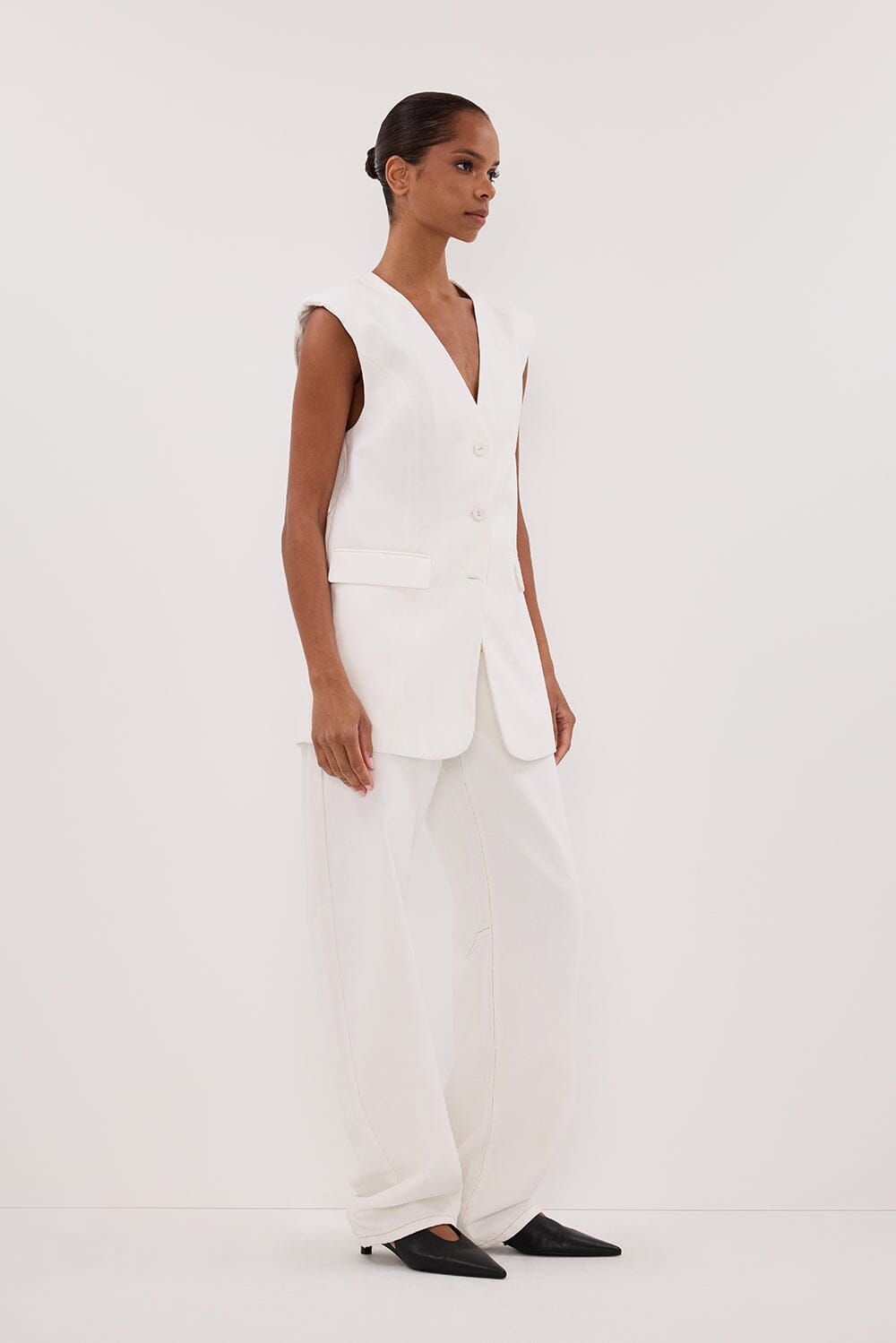 OLIVER WHITE OVERSIZED VEST Clothing DISSH Boutiques 