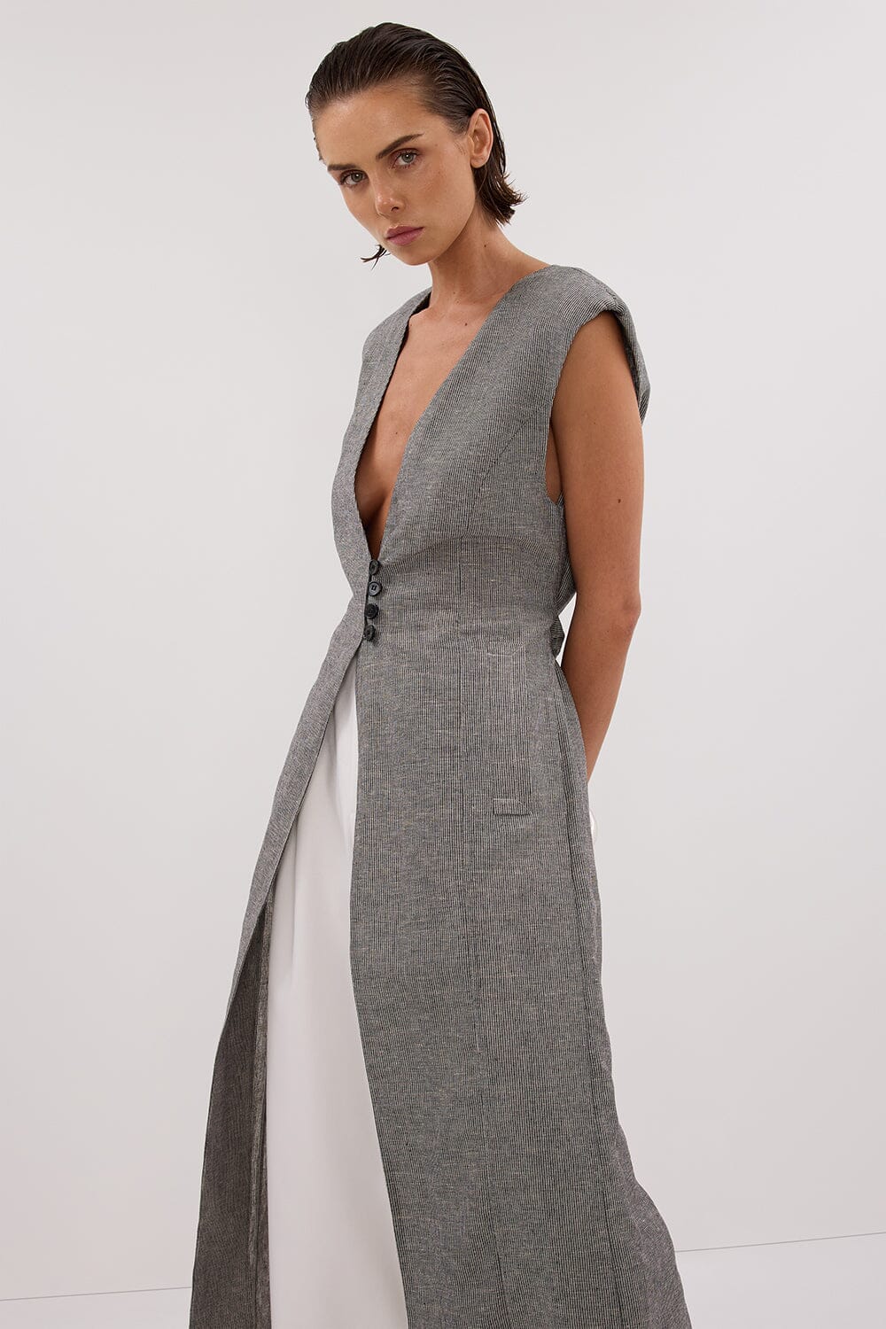 ELIAS CHARCOAL LONGLINE VEST Clothing DISSH Boutiques 