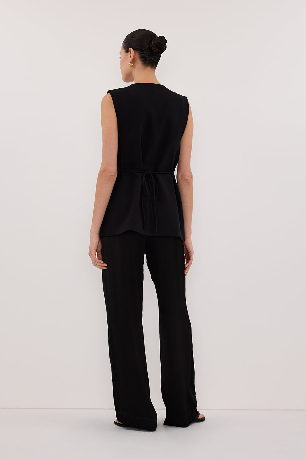 SONNY BLACK TAILORED VEST Clothing DISSH Boutiques 