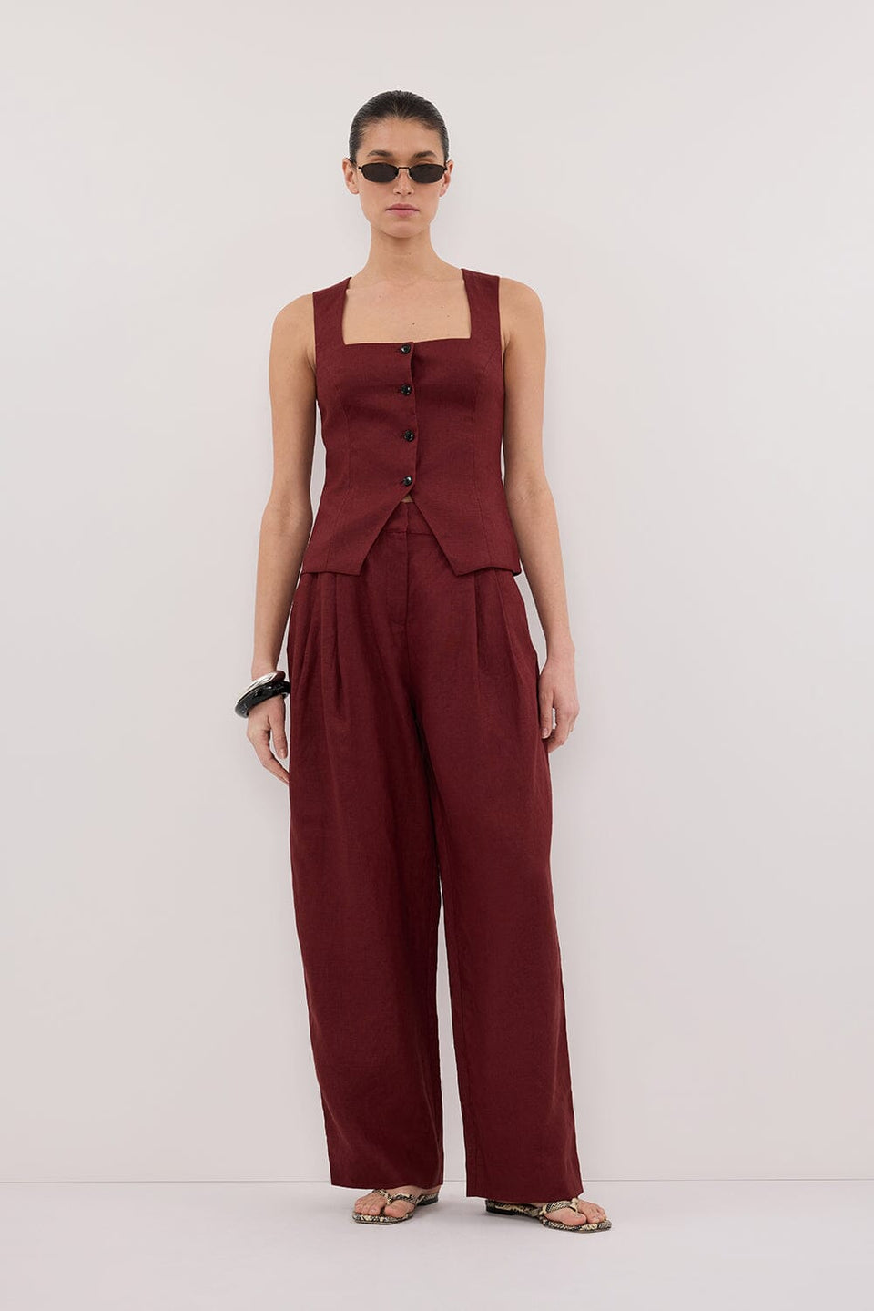 FRAN SAHARA LINEN VEST Clothing DISSH Boutiques 
