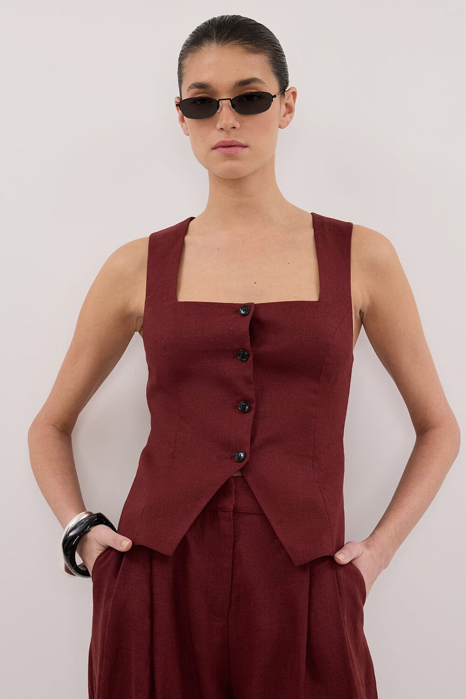 FRAN SAHARA LINEN VEST Clothing DISSH Boutiques 