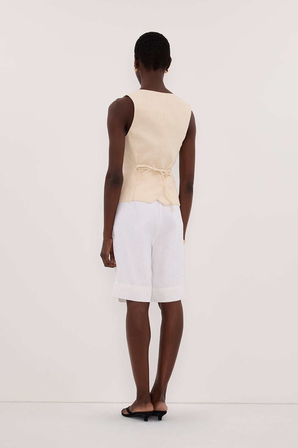 FRAN SANDSTONE LINEN VEST Clothing DISSH Boutiques 