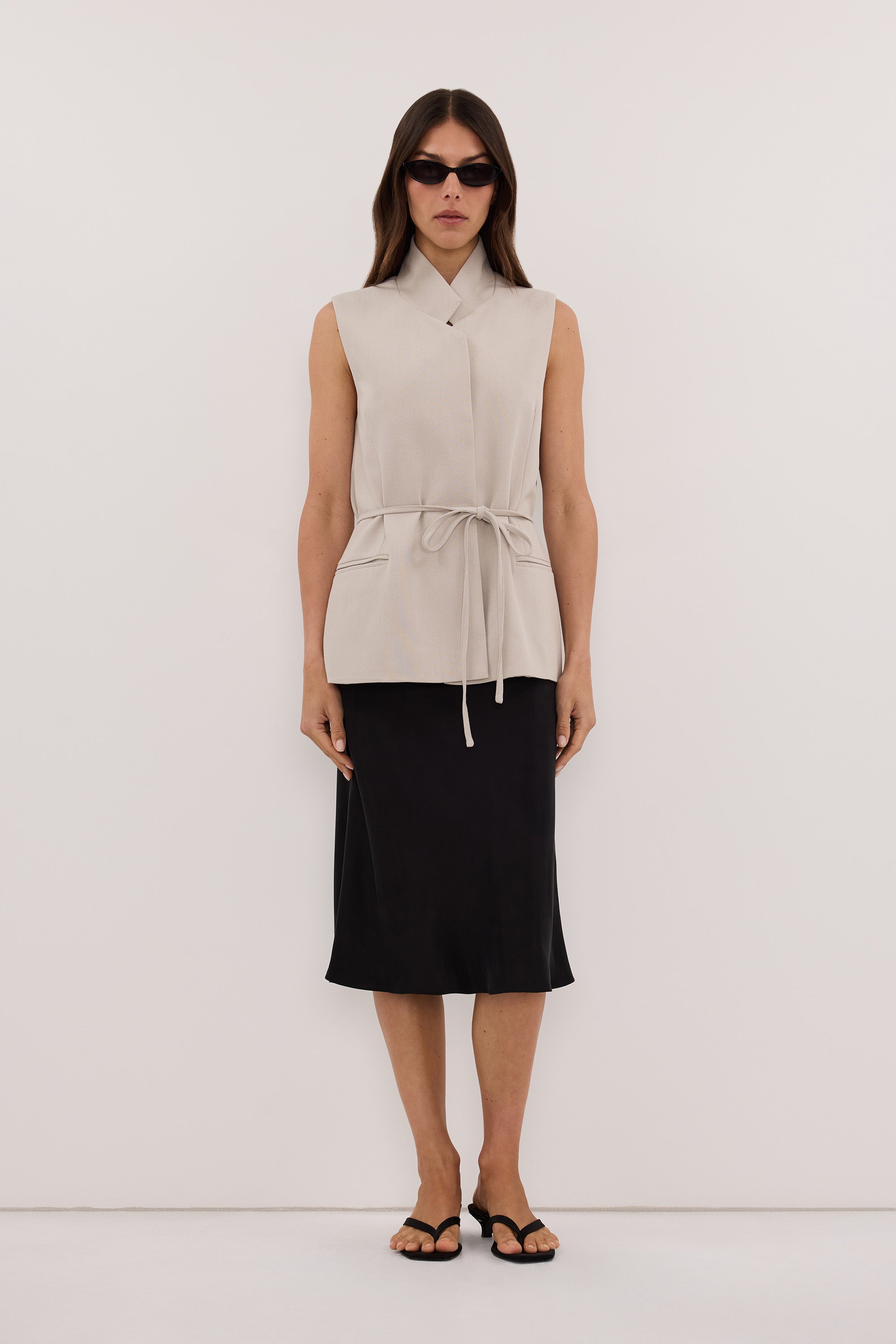 VIDA MUSHROOM STAND COLLAR VEST TOP