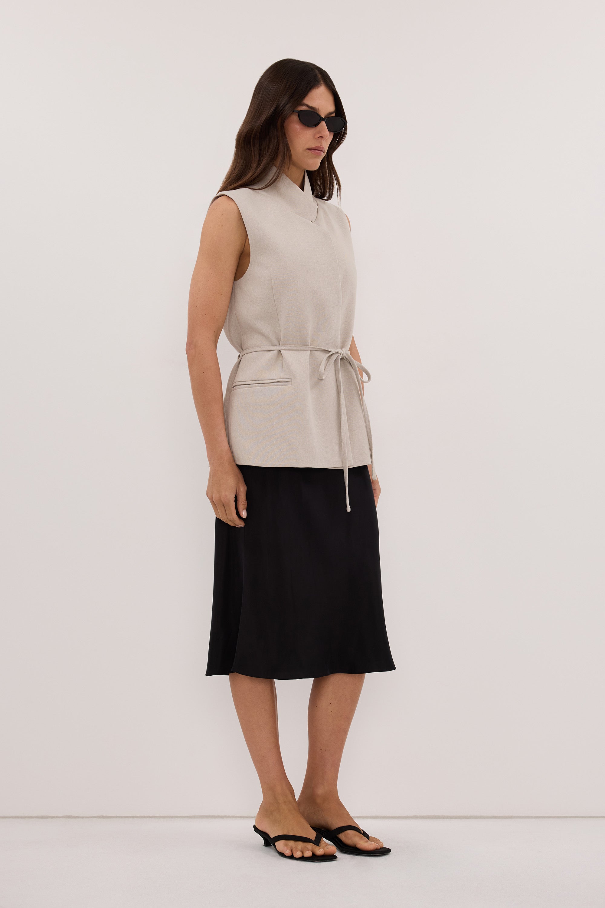 VIDA MUSHROOM STAND COLLAR VEST TOP