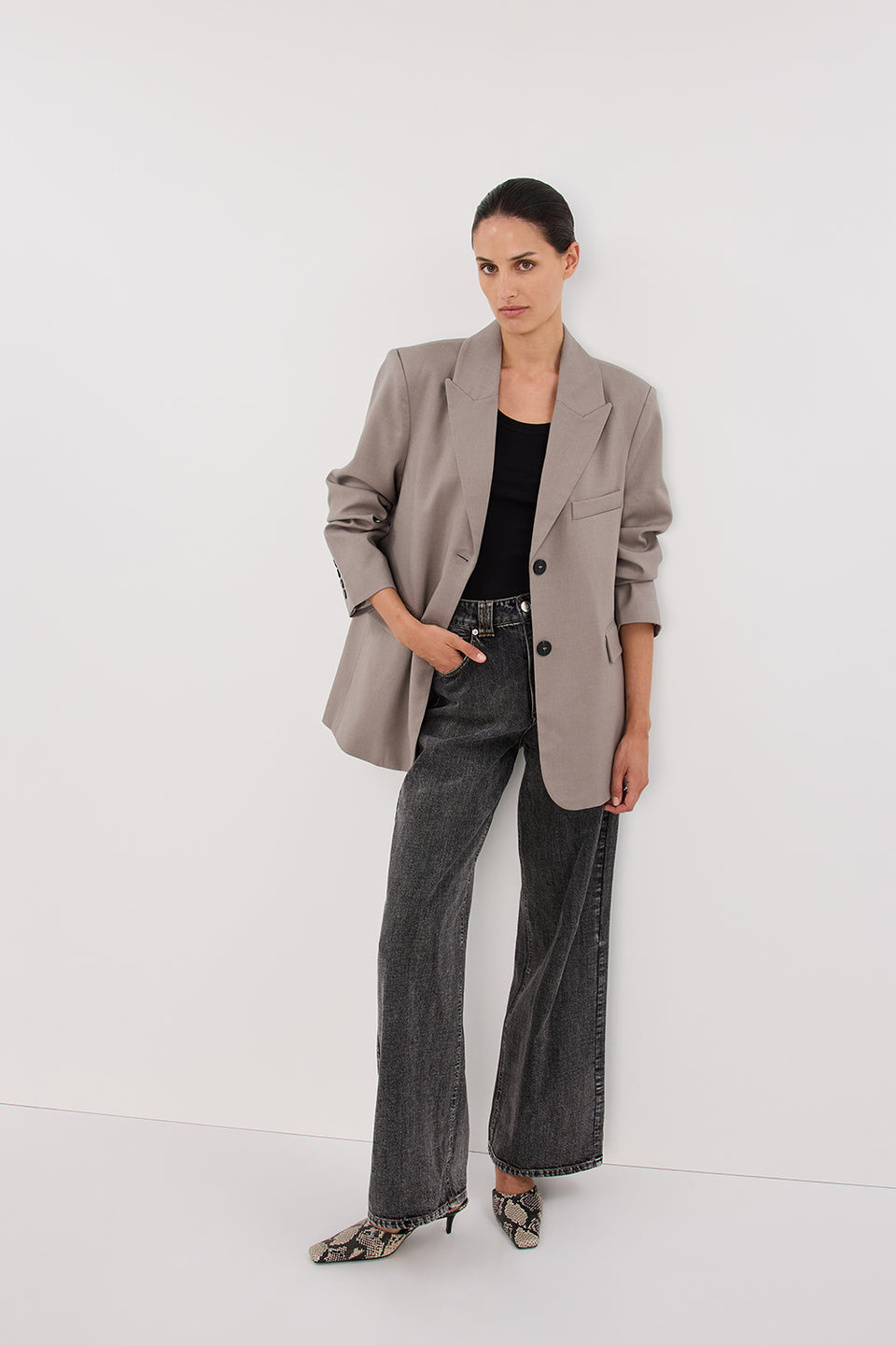 HARLEY SMOKE BOYFRIEND BLAZER Clothing DISSH Boutiques 12 SMOKE 