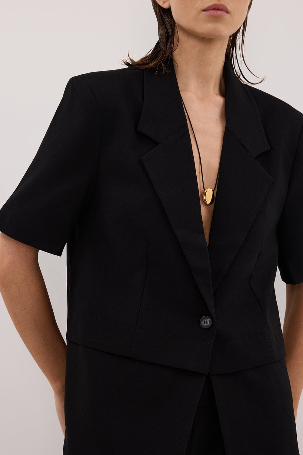 RITA BLACK SHORT SLEEVE BLAZER Clothing DISSH Boutiques 