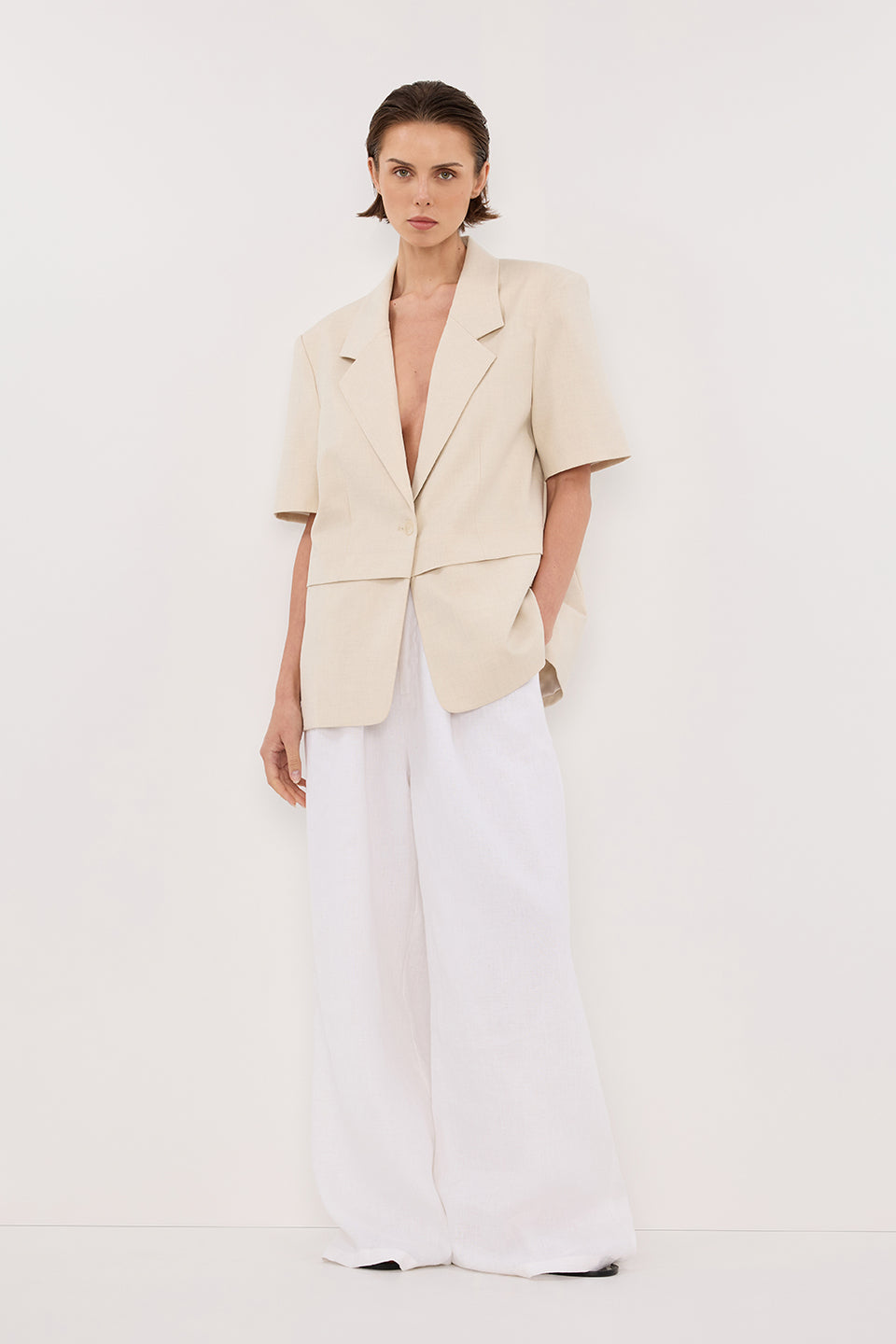 RITA SAND SHORT SLEEVE BLAZER Clothing DISSH Boutiques 6 SAND 
